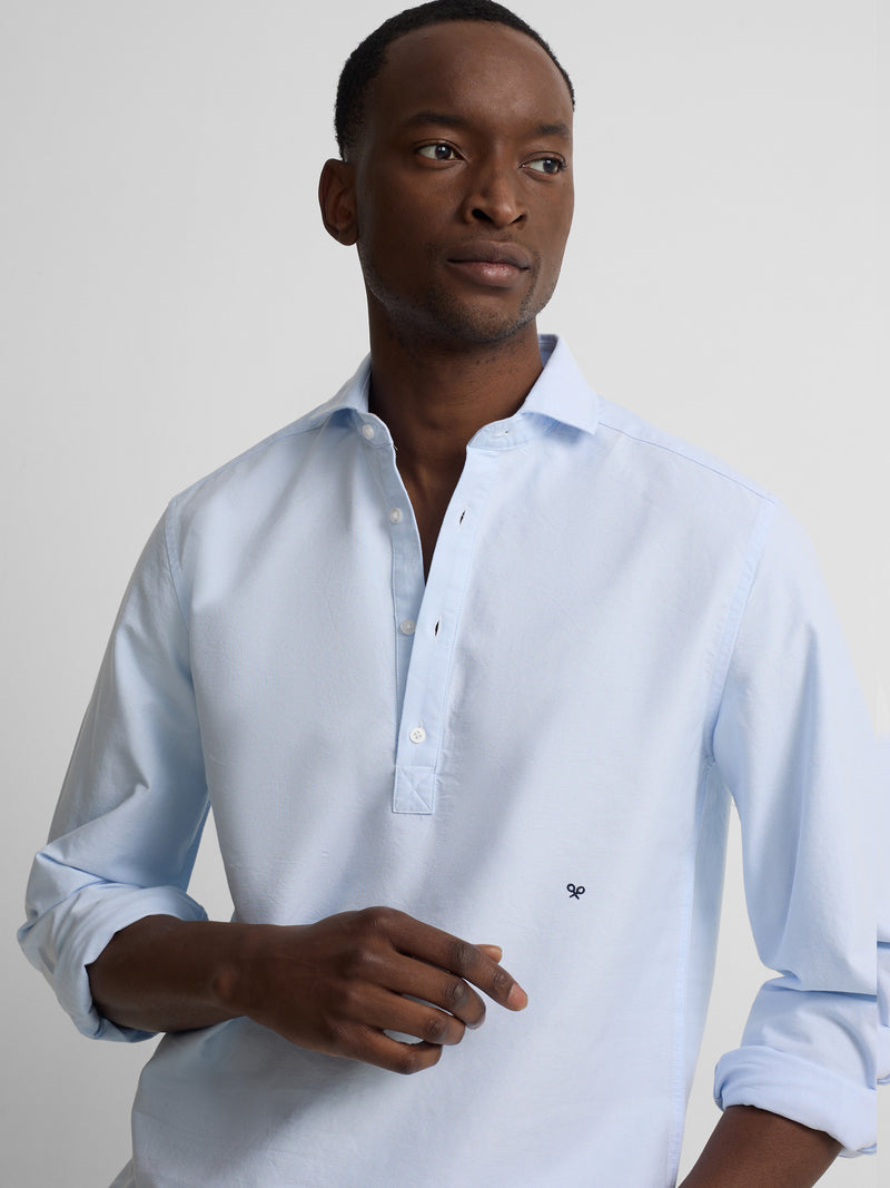 Polo desportivo oxford azul-claro