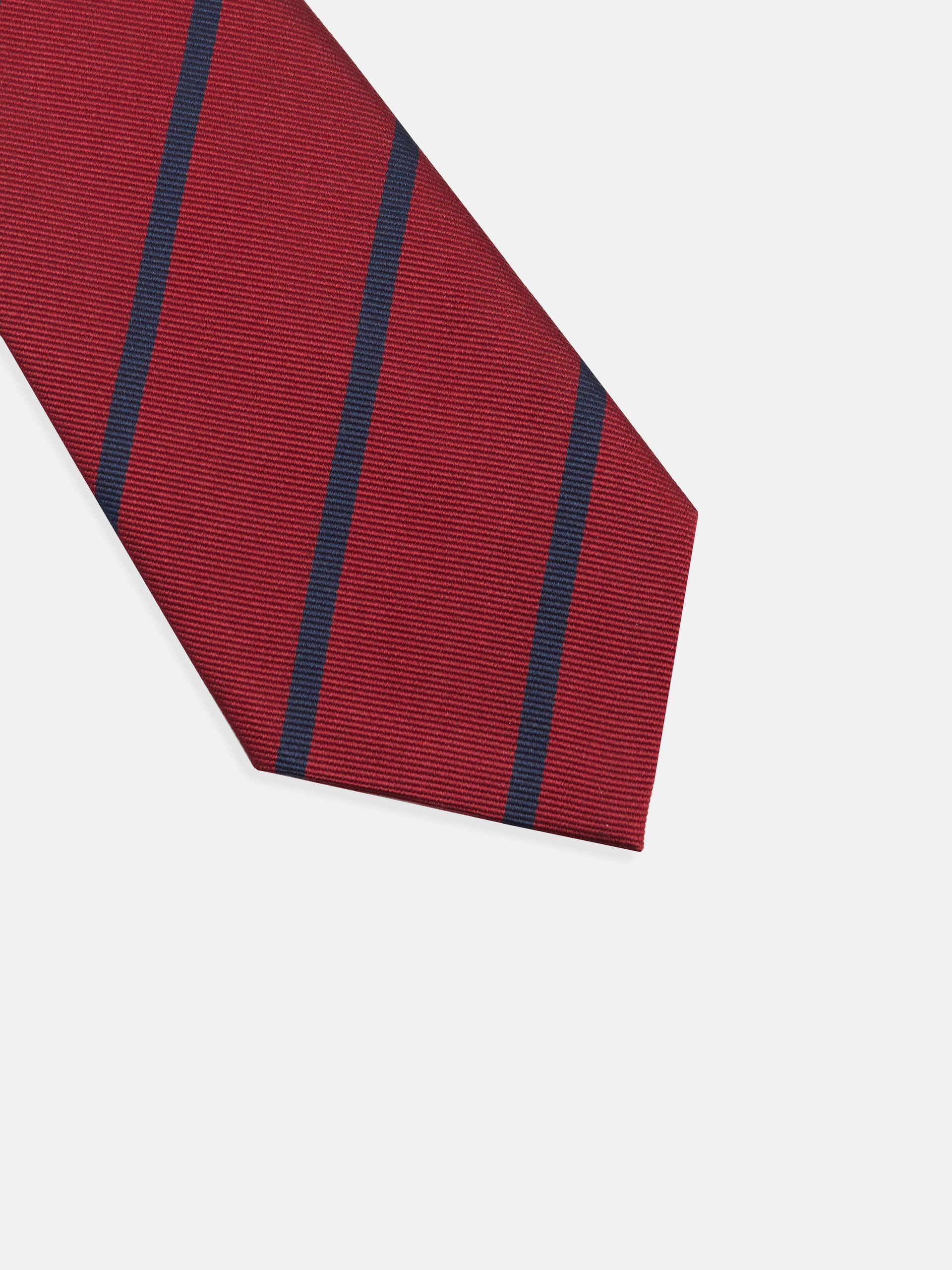 Cravate rayée bordeaux