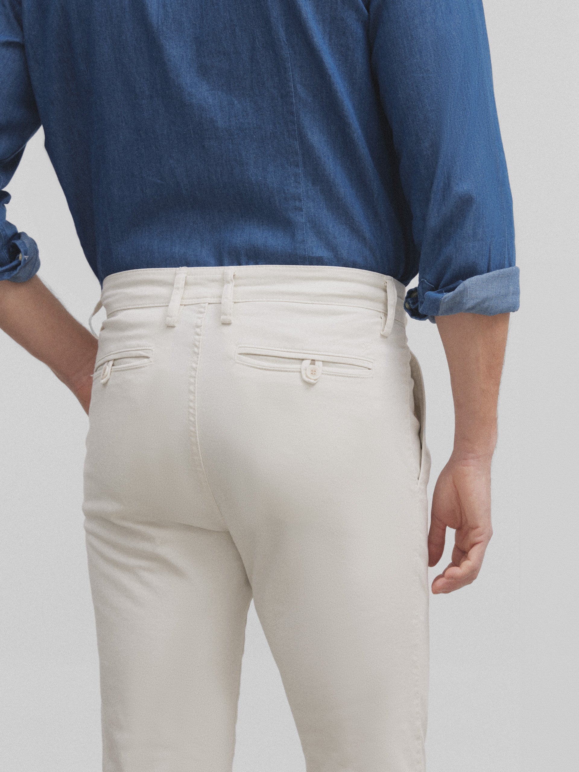 Pantalon de sport chino allongé beige clair