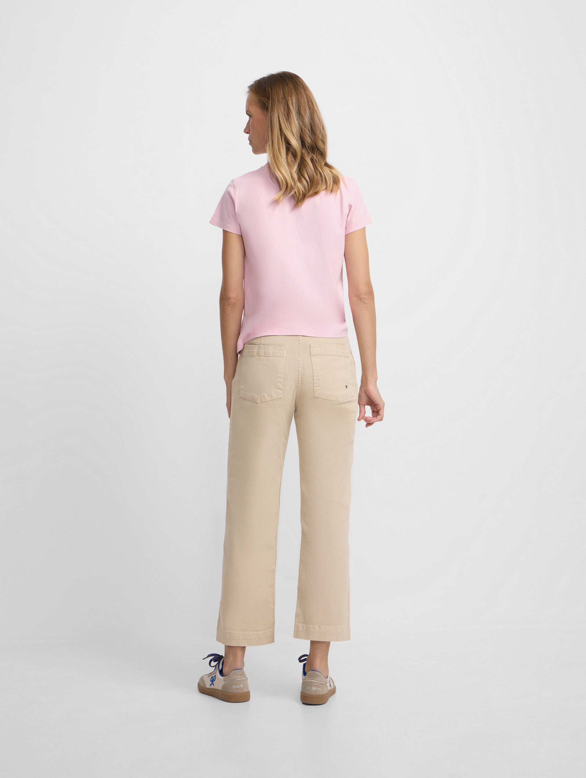 T-shirt clássica de mulher rosa claro