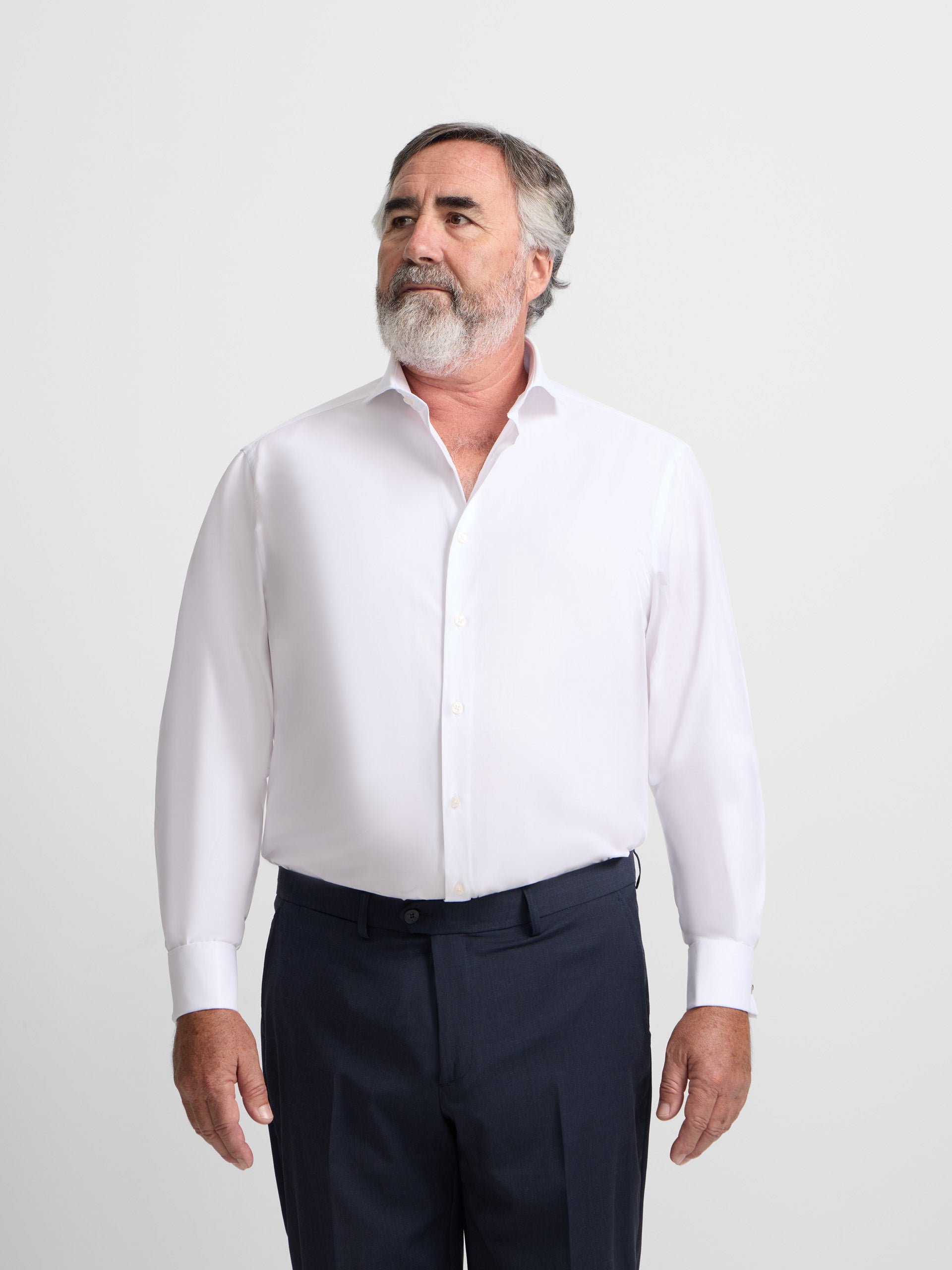 Camisa de vestir branca espinhada, punho duplo