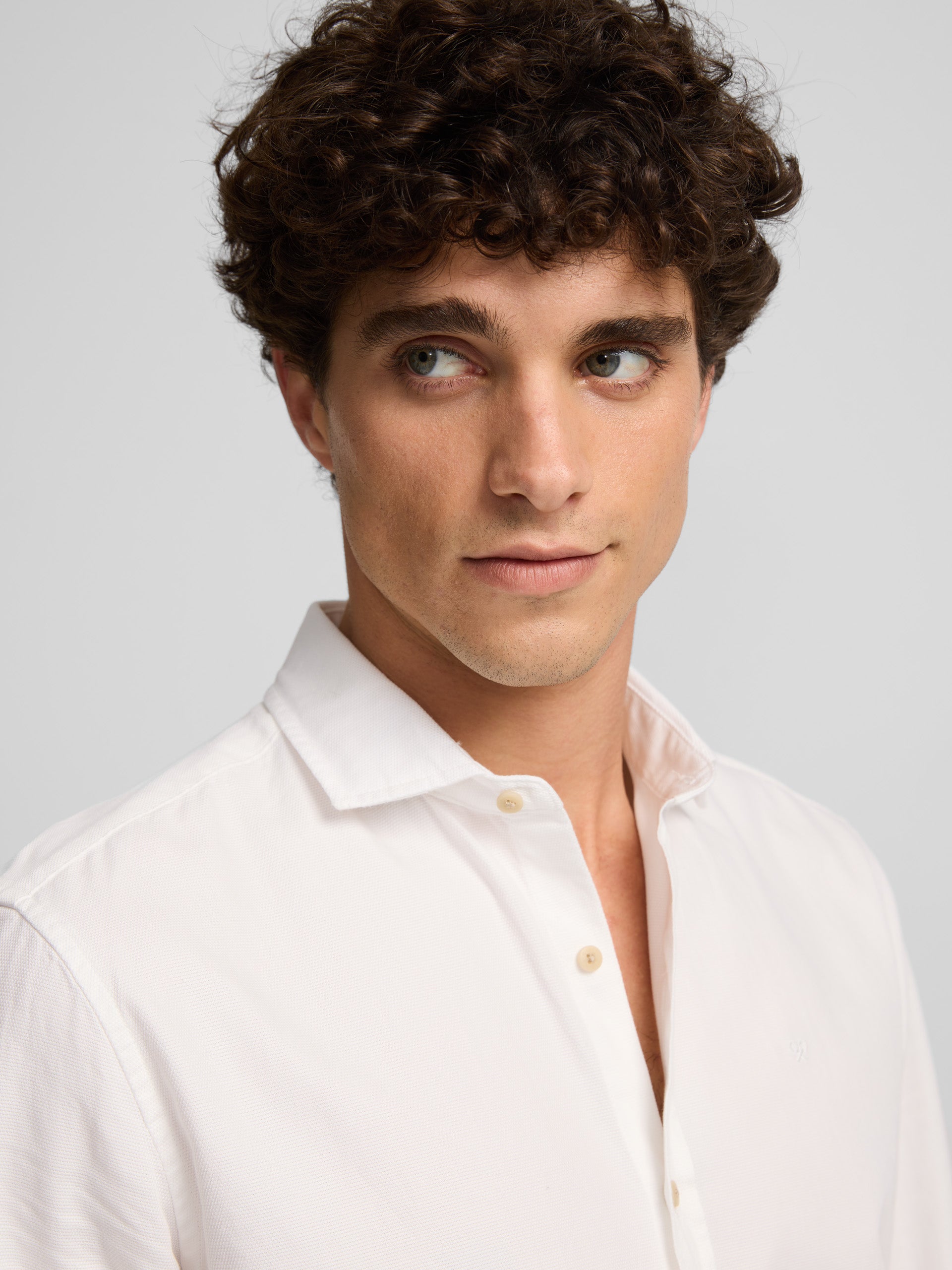 Chemise de sport blanche à mini-structure