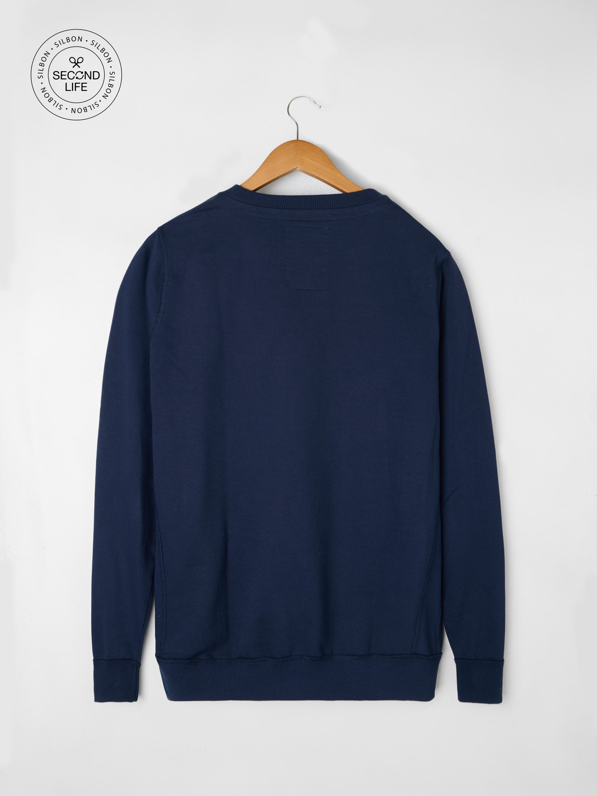 Sweatshirt second life