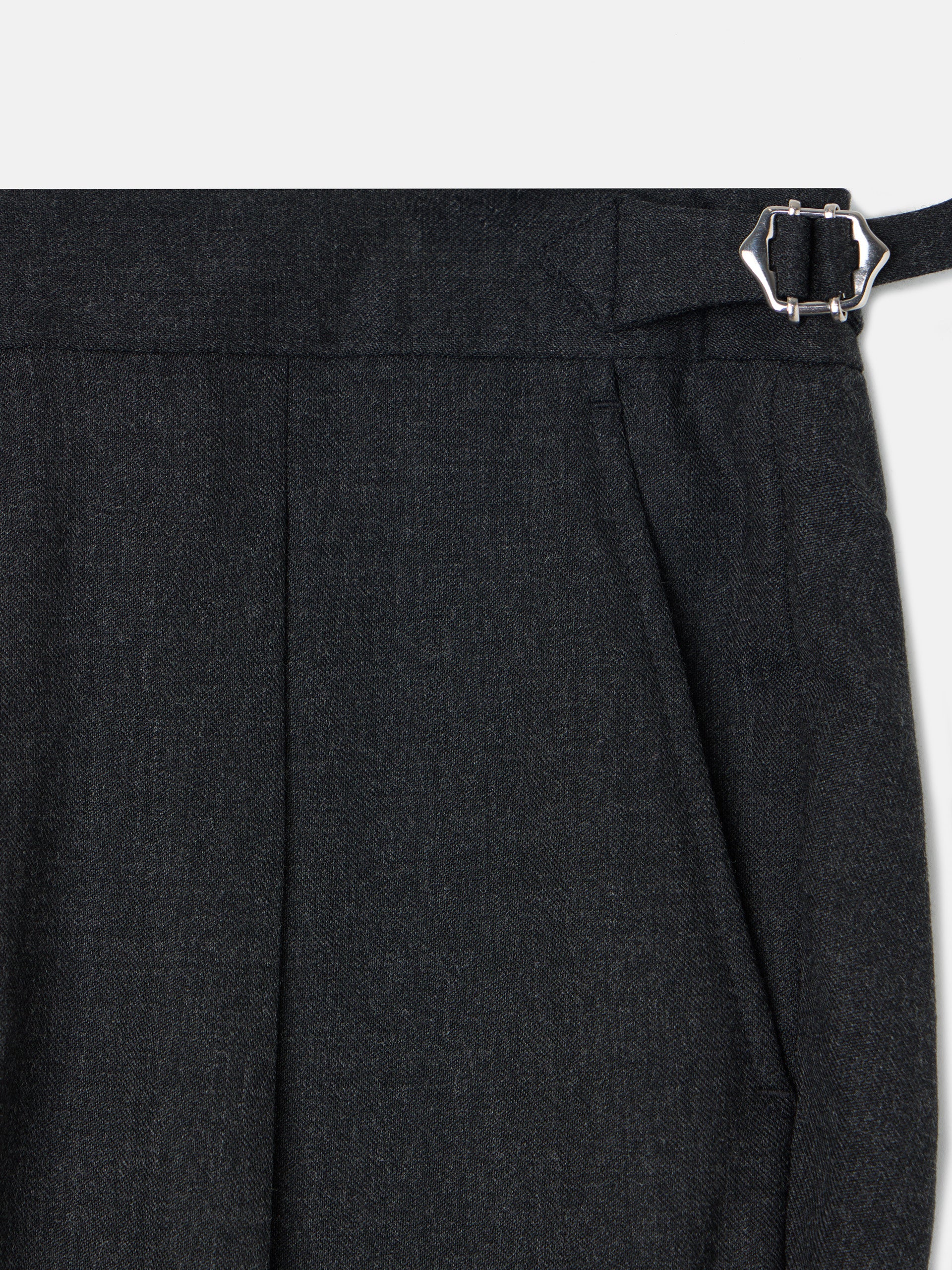 Pantalon habillé à pinces gris foncé