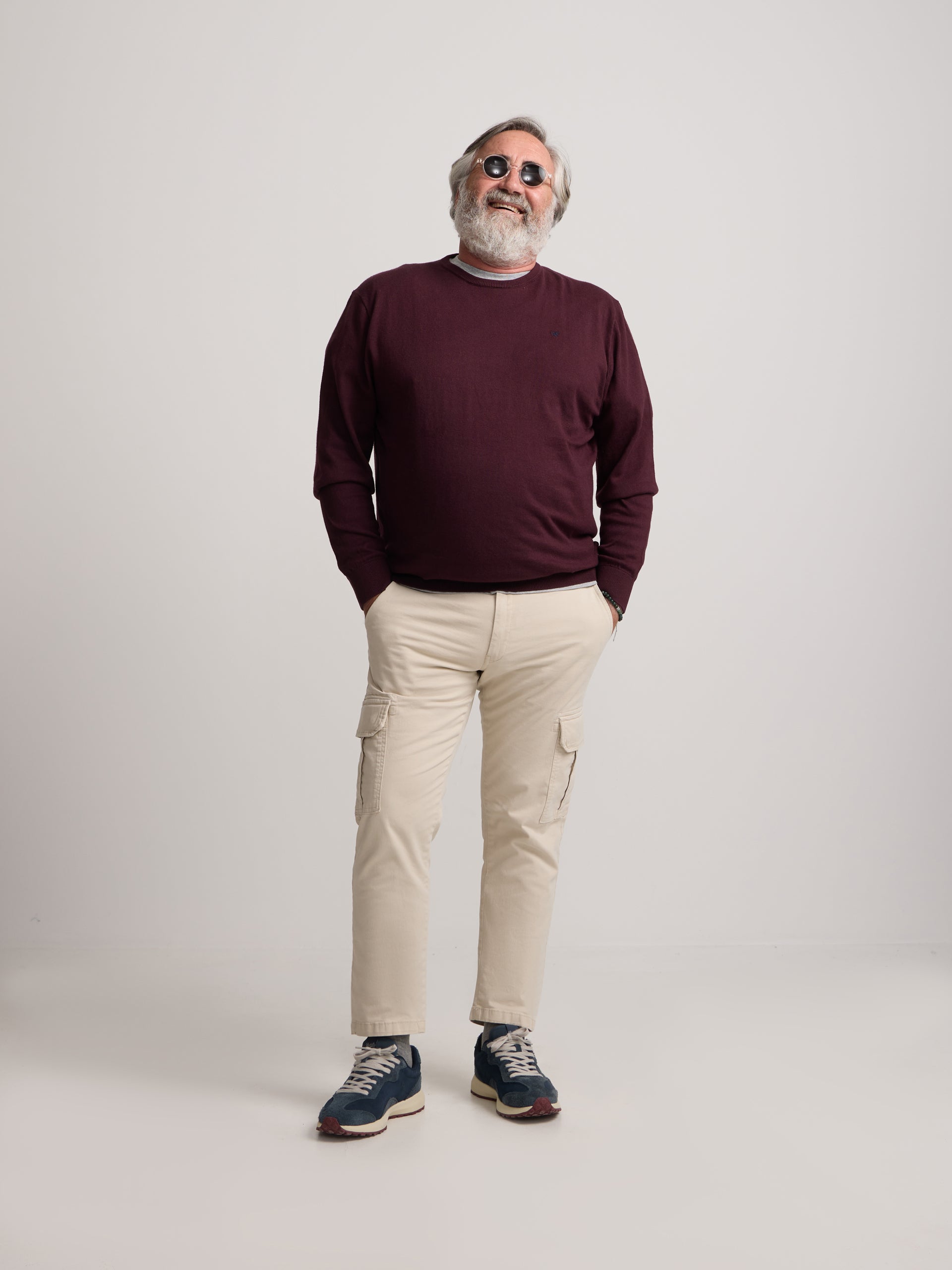 Pull col rond classique bordeaux foncé