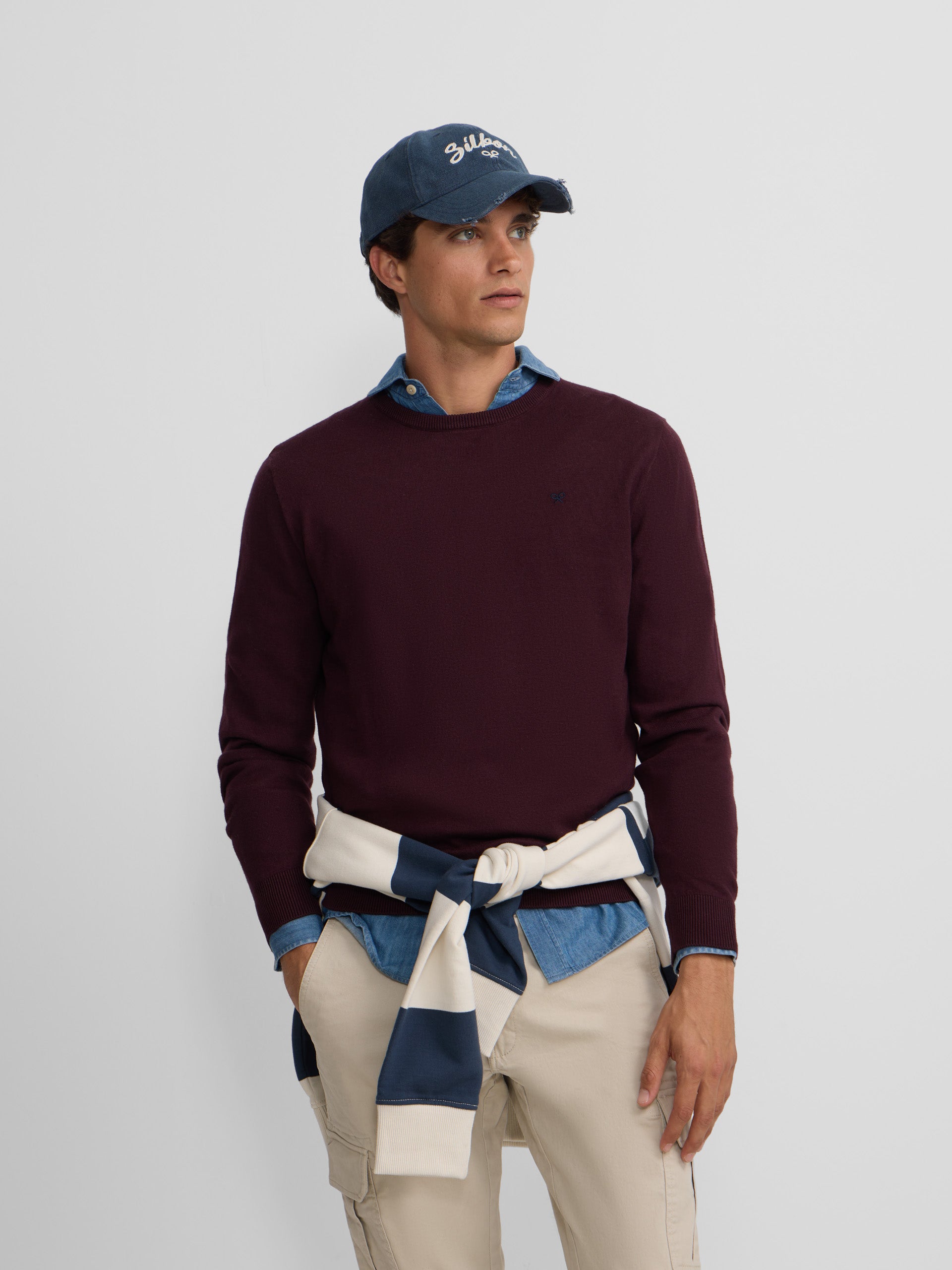 Pull col rond classique bordeaux foncé