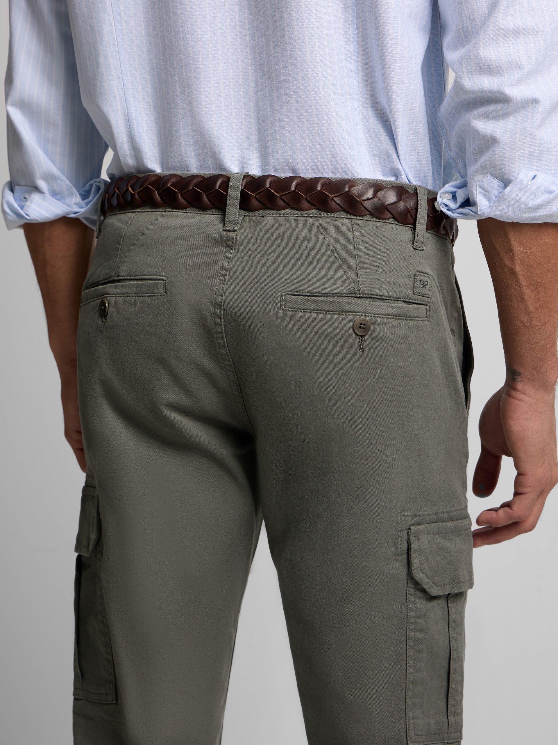 Pantalon cargo casual verde