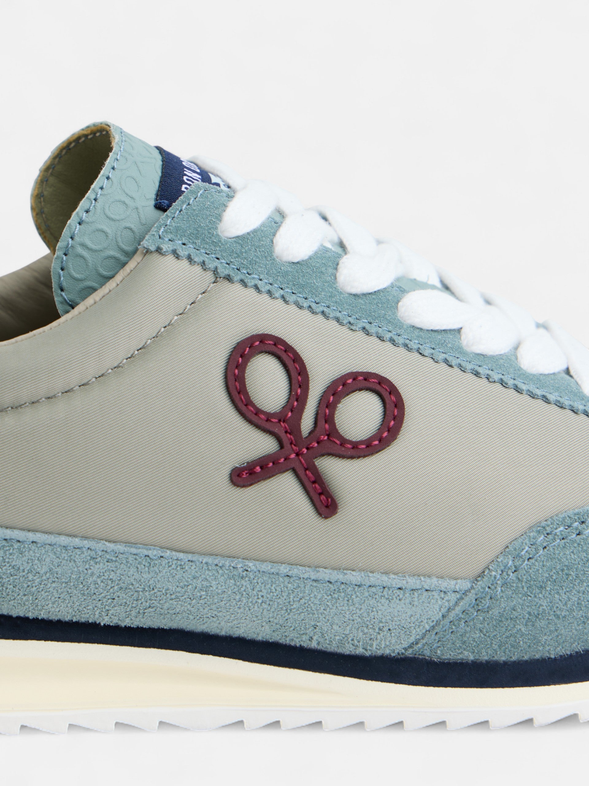 Vintage grey blue sneaker