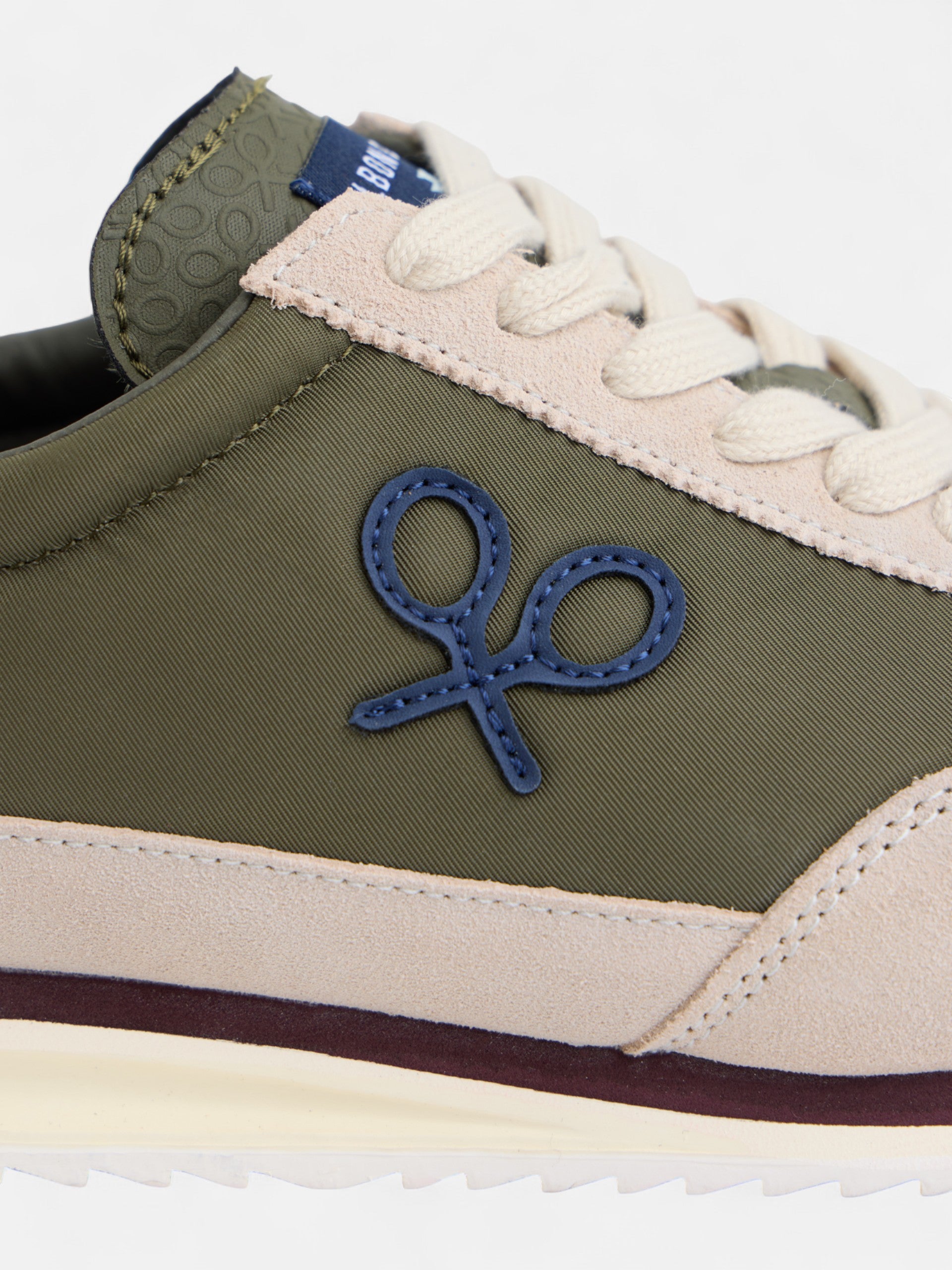 Vintage green beige sneaker