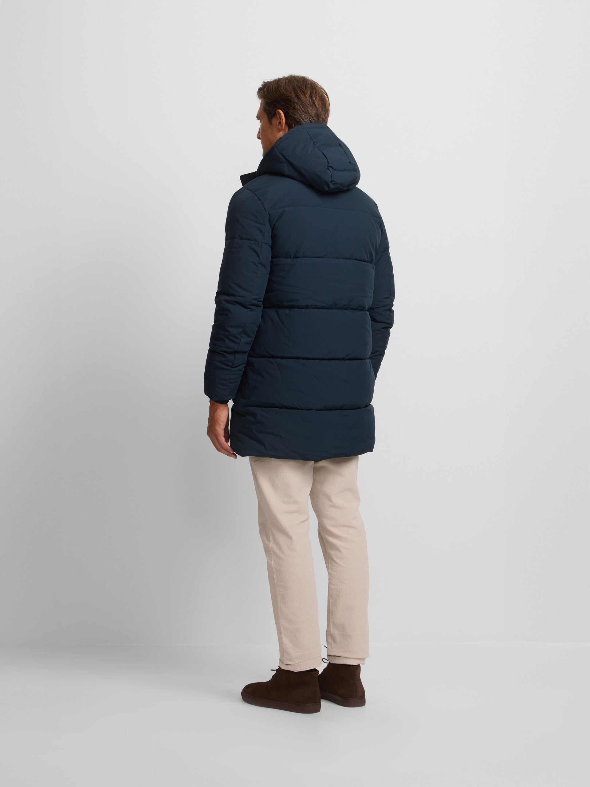 Manteau long matelassé à capuche bleu marine