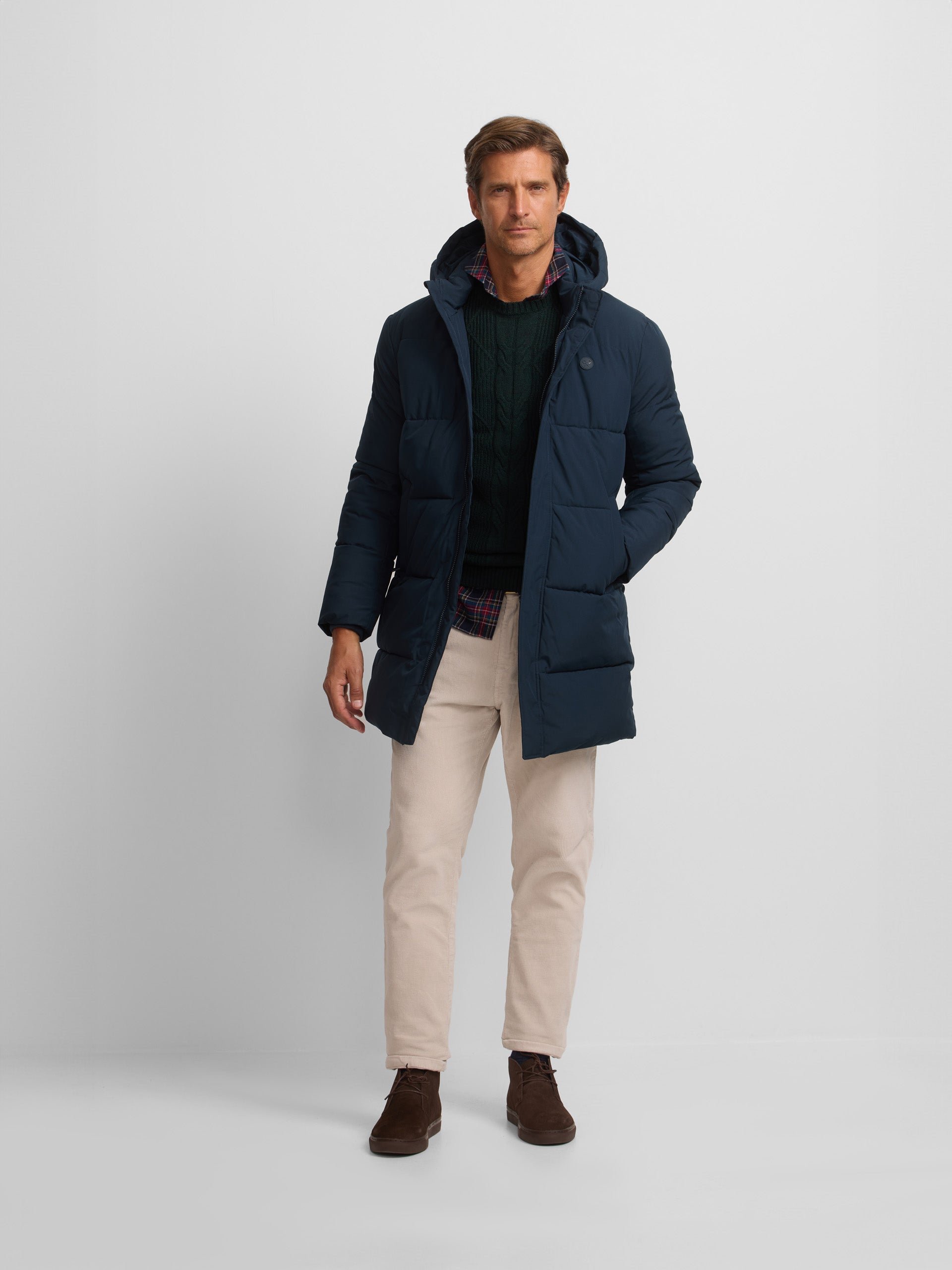 Manteau long matelassé à capuche bleu marine