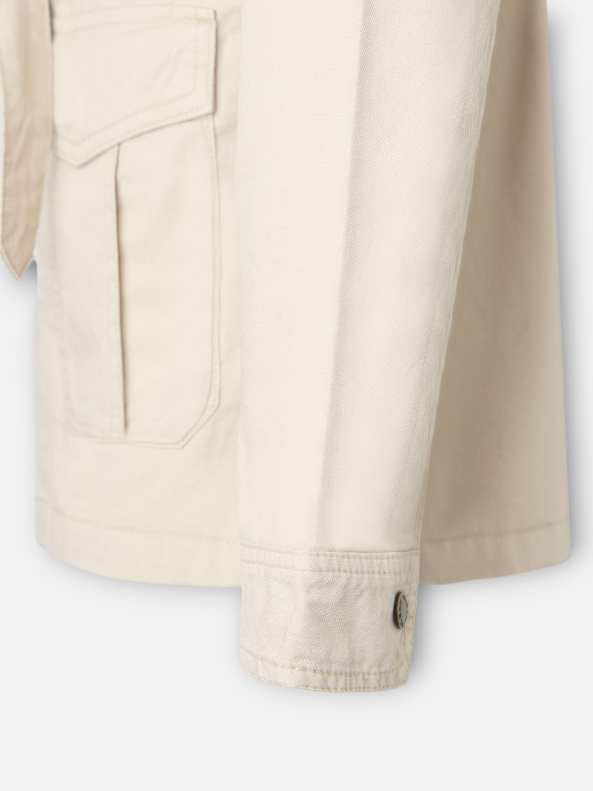 Casaco bege com cinto