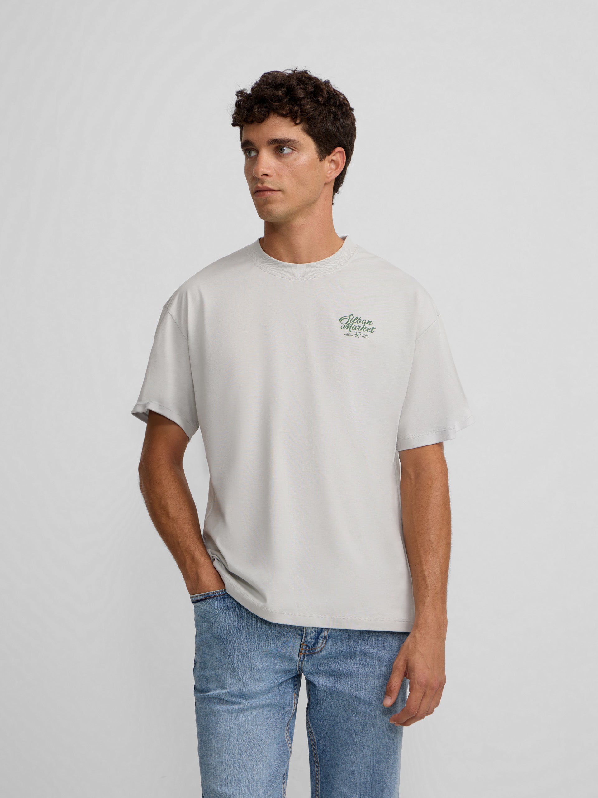 T-shirt gris coupe décontractée