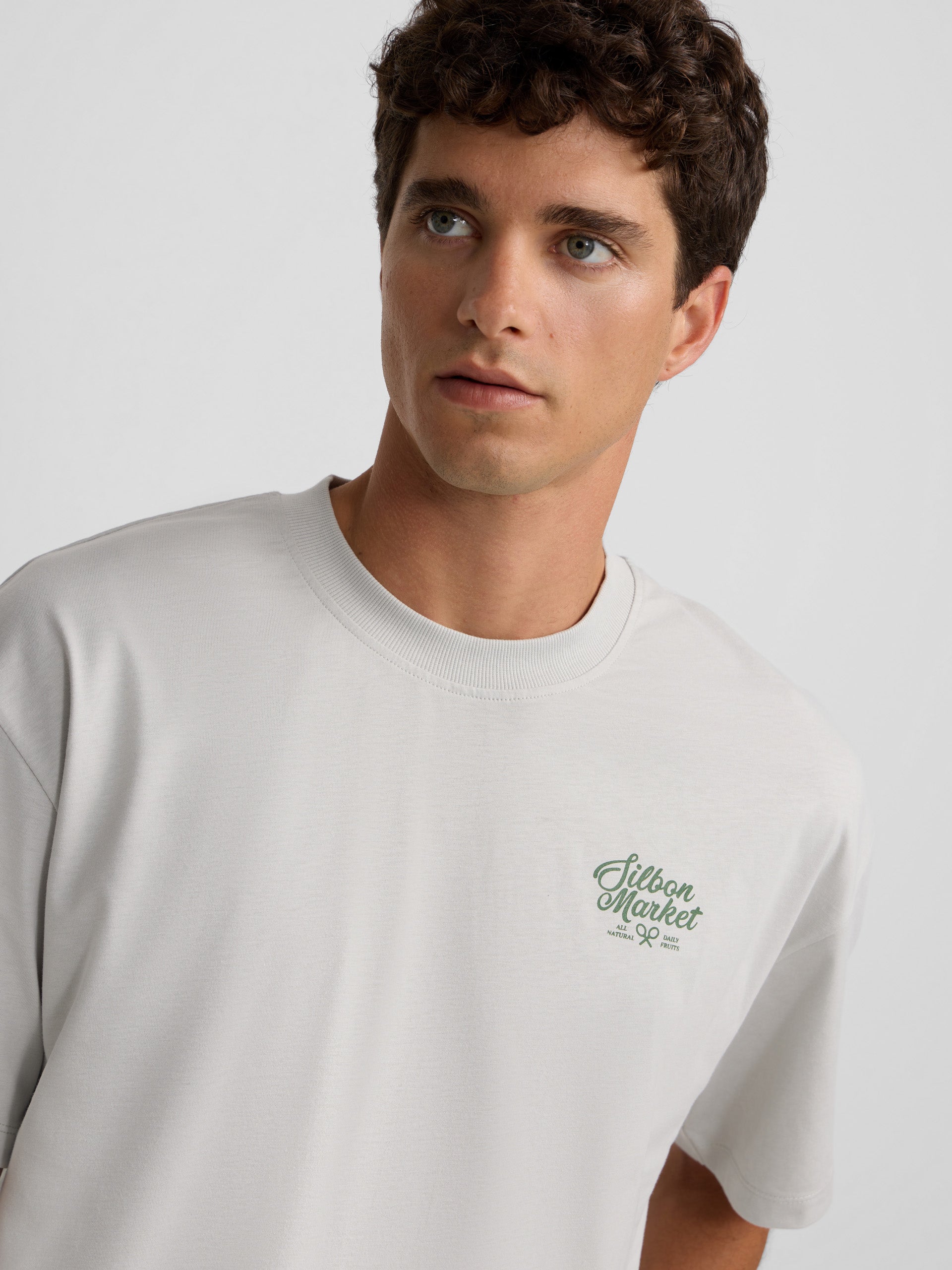 T-shirt gris coupe décontractée