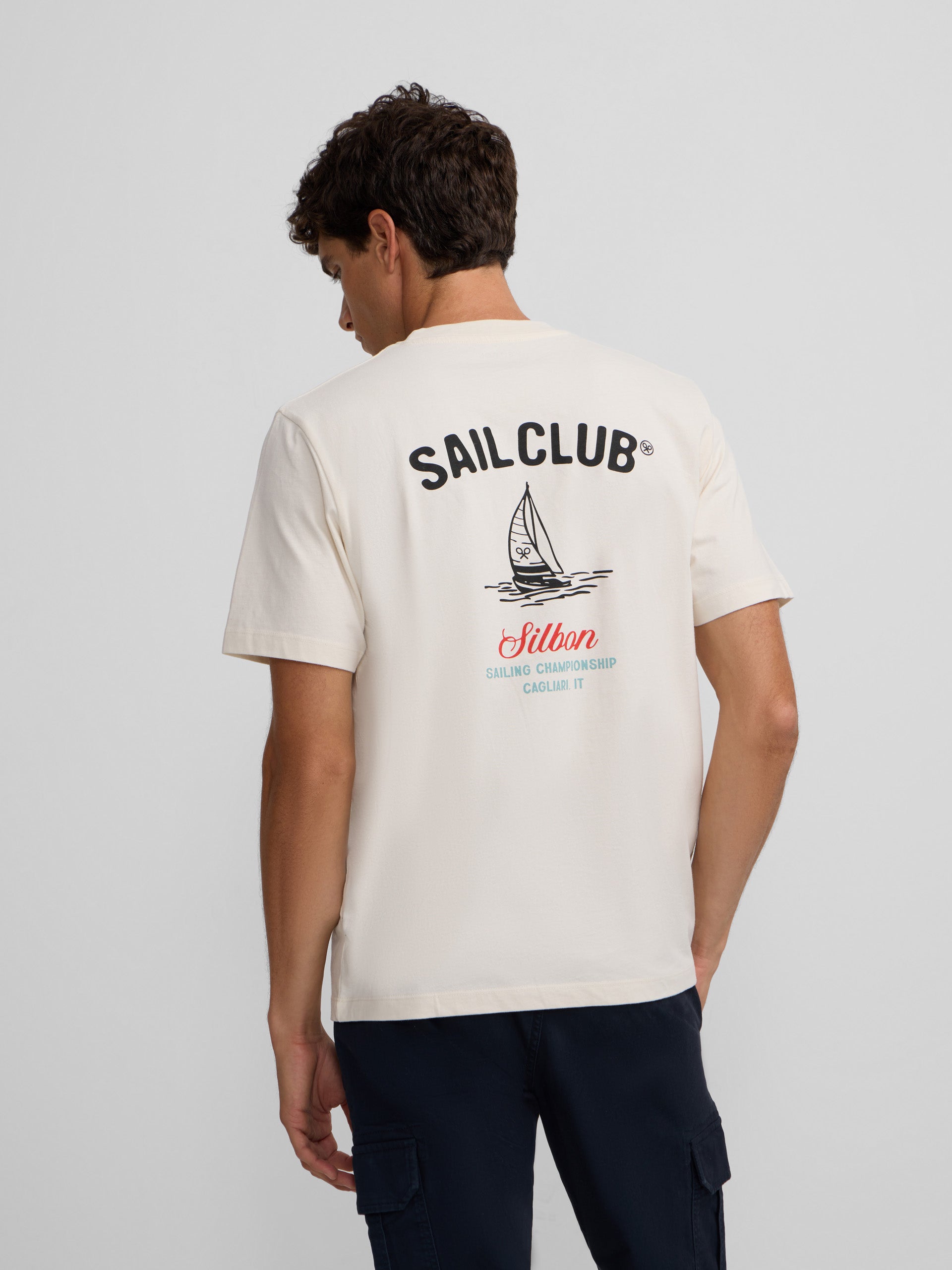 Camiseta sail club crema