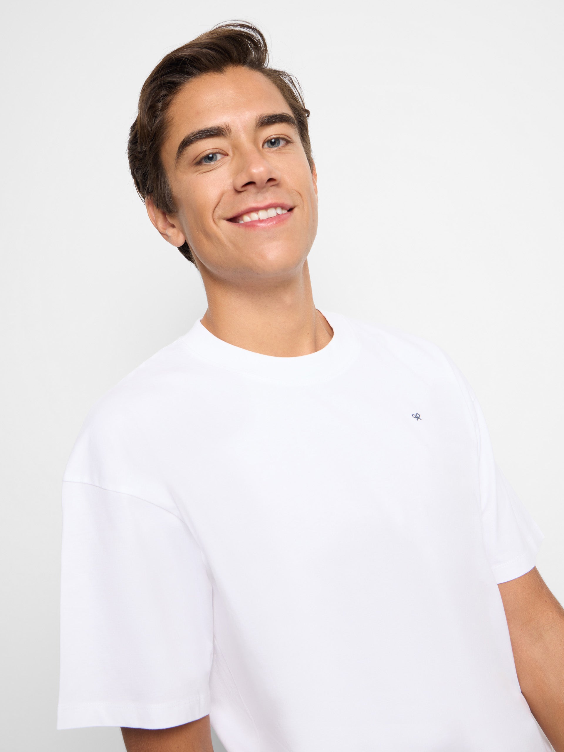 Camiseta relaxed fit sport college blanco