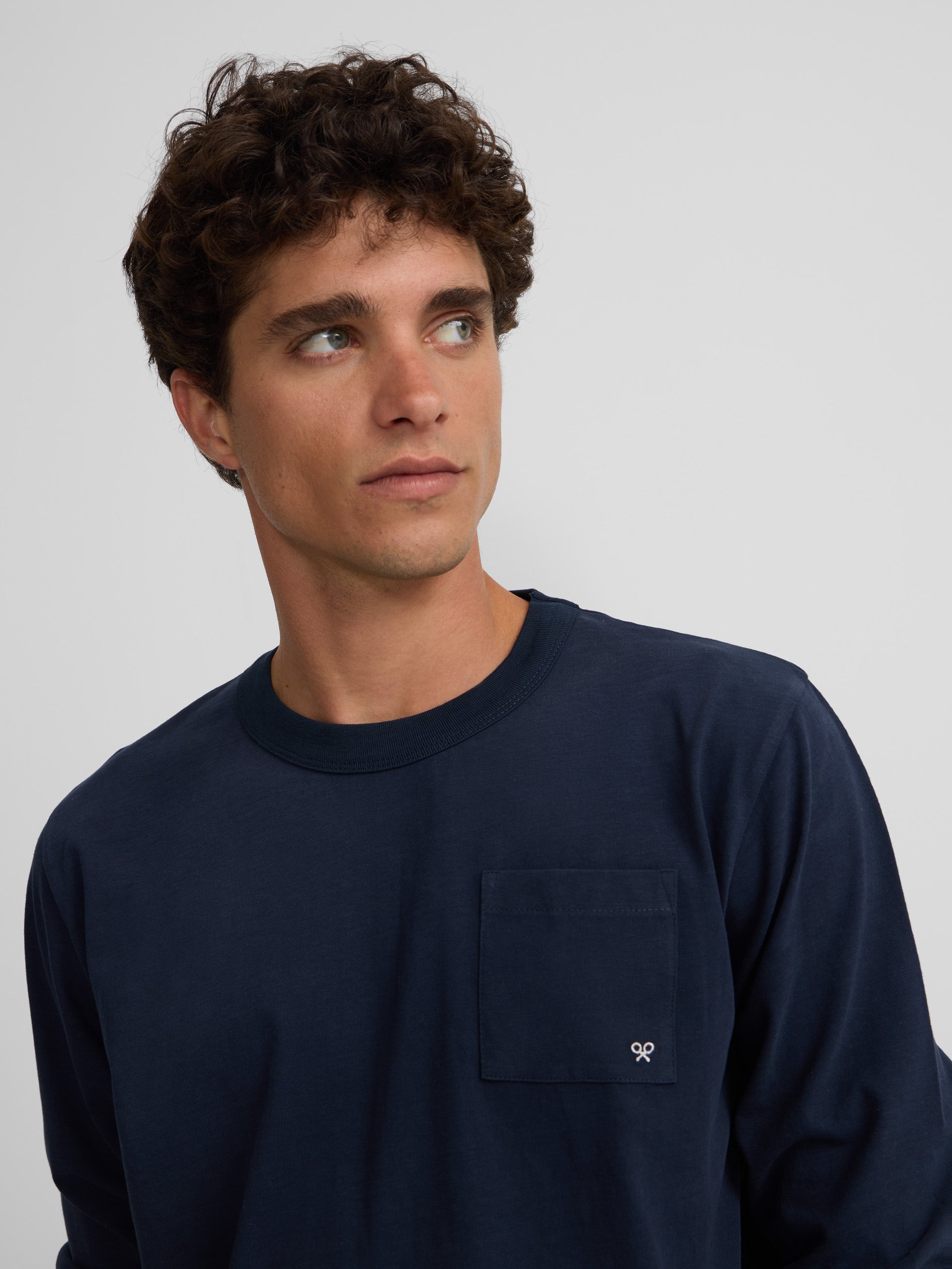 Camisola de manga comprida com bolso azul-marinho