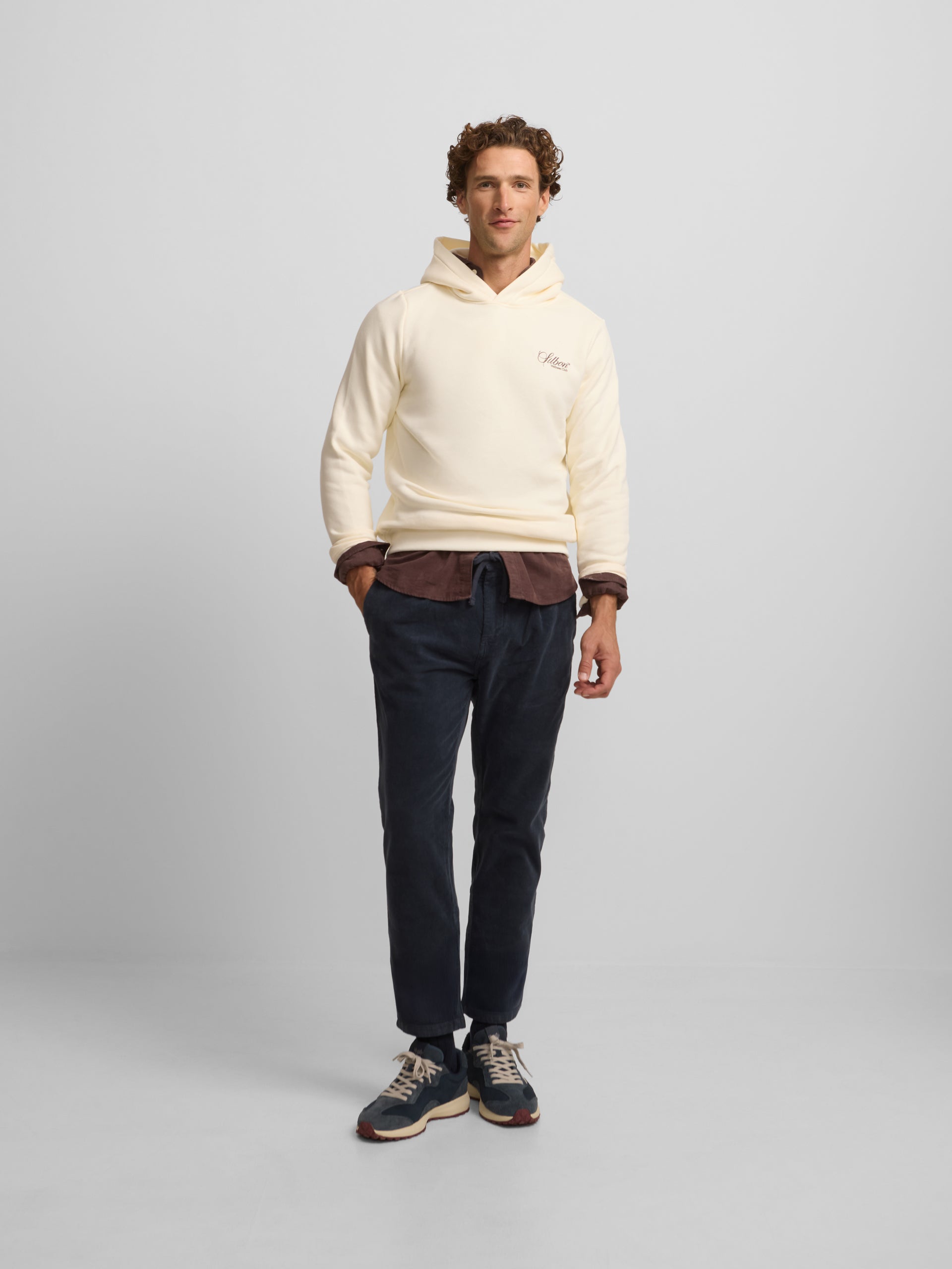 Sudadera hoodie wellness club crema