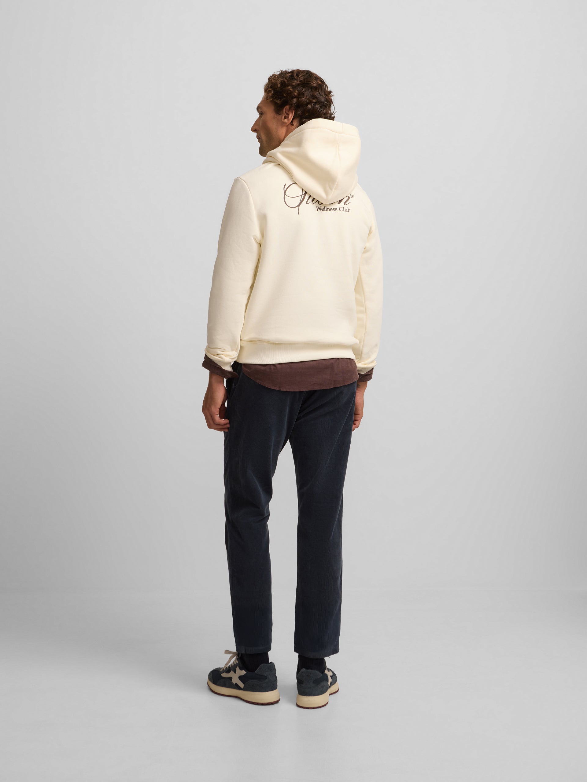 Sudadera hoodie wellness club crema