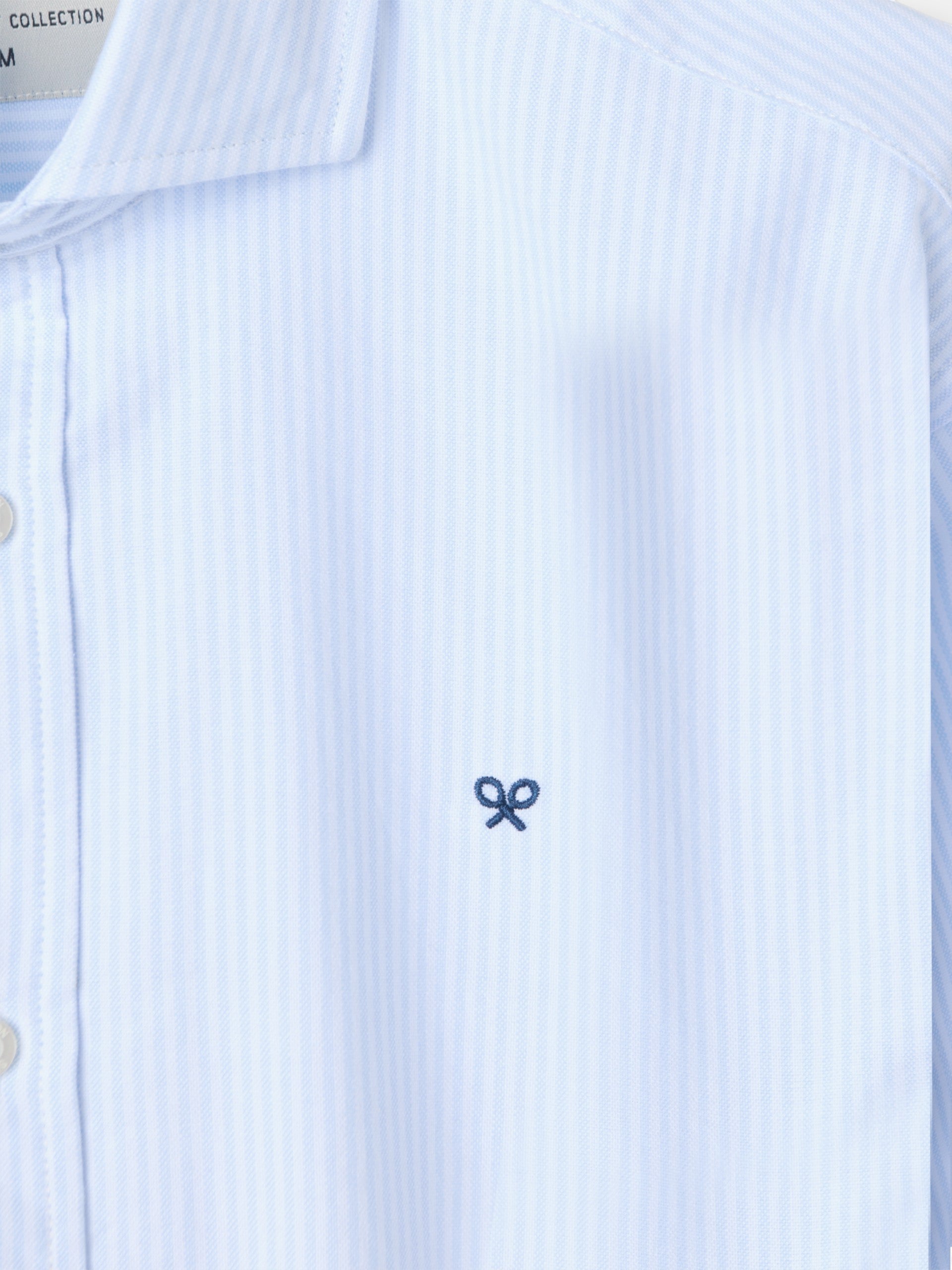 Oxford sport shirt with sky blue stripe cutaway