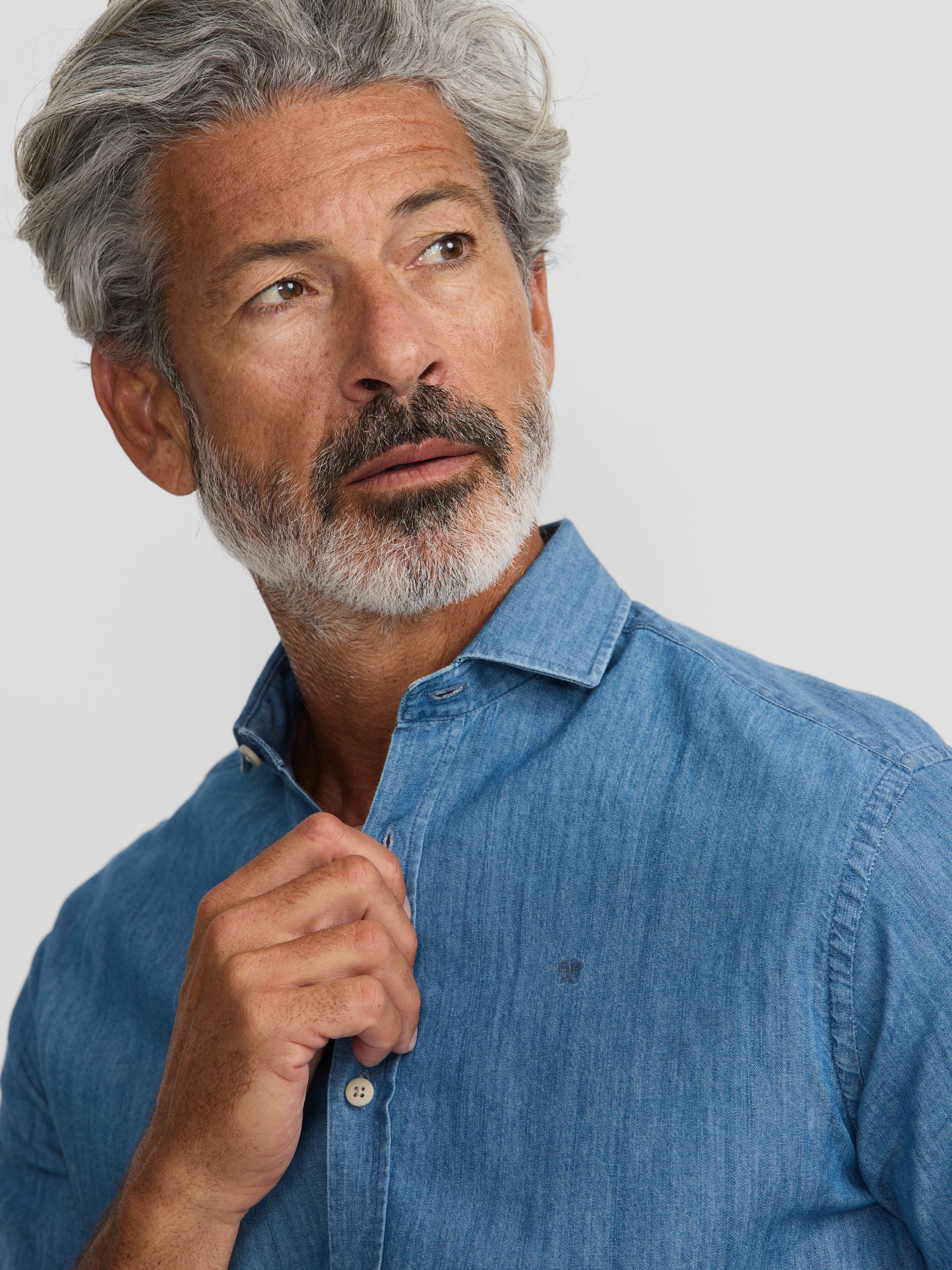 Camisa desportiva denim azul marinho