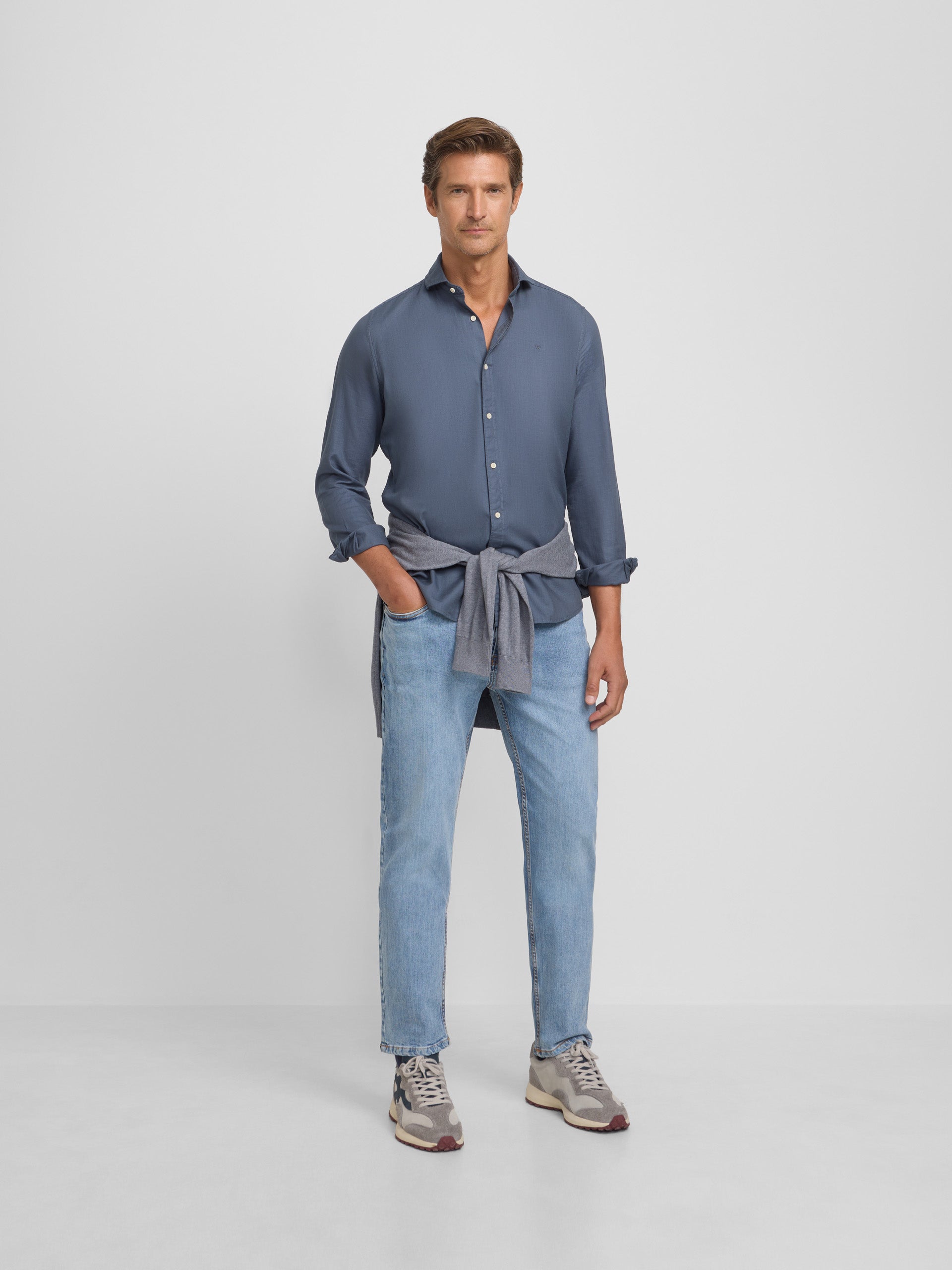 Chemise de sport structurée à chevrons bleu indigo