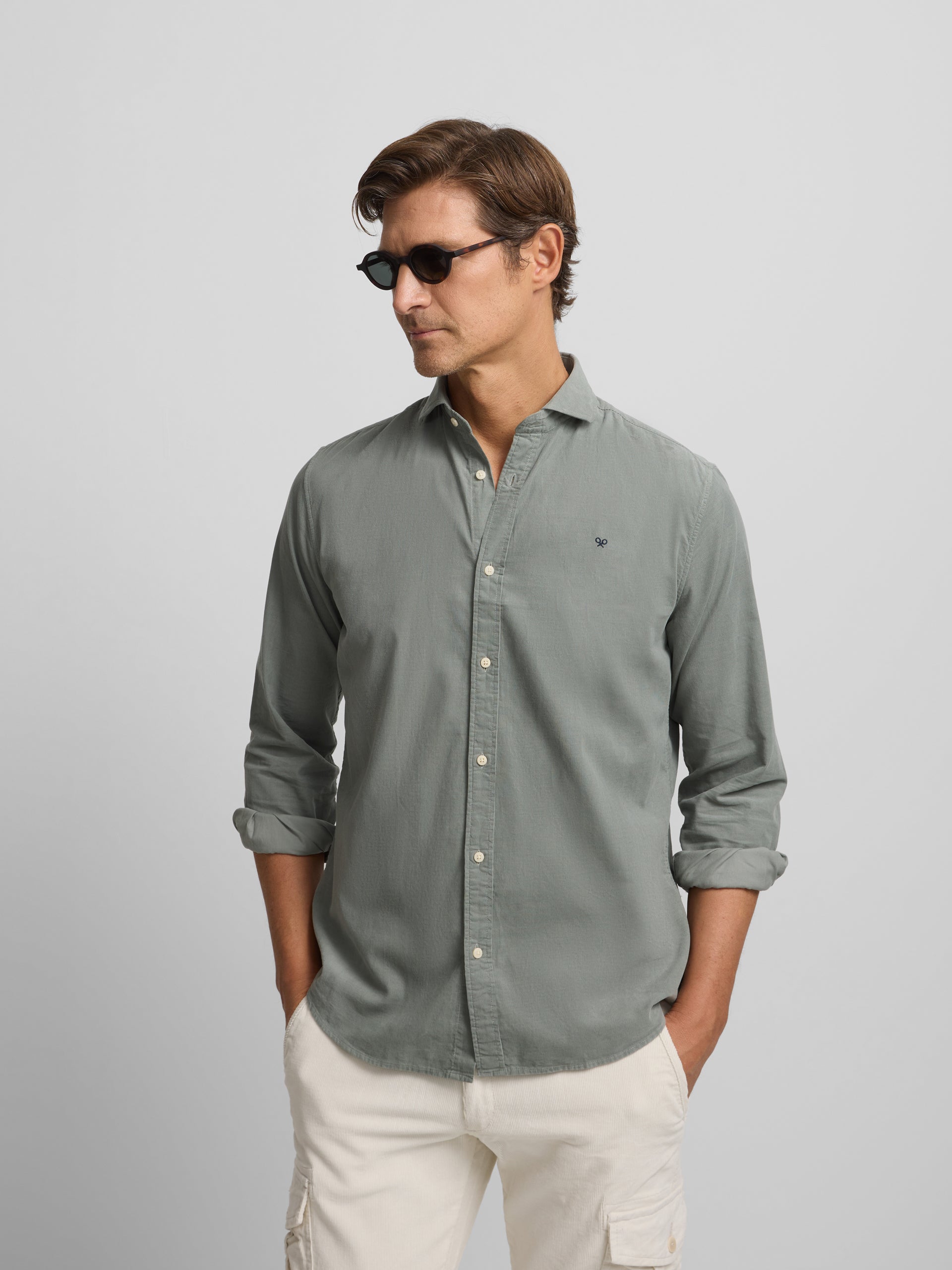 Camisa sport pana cuello cutaway verde