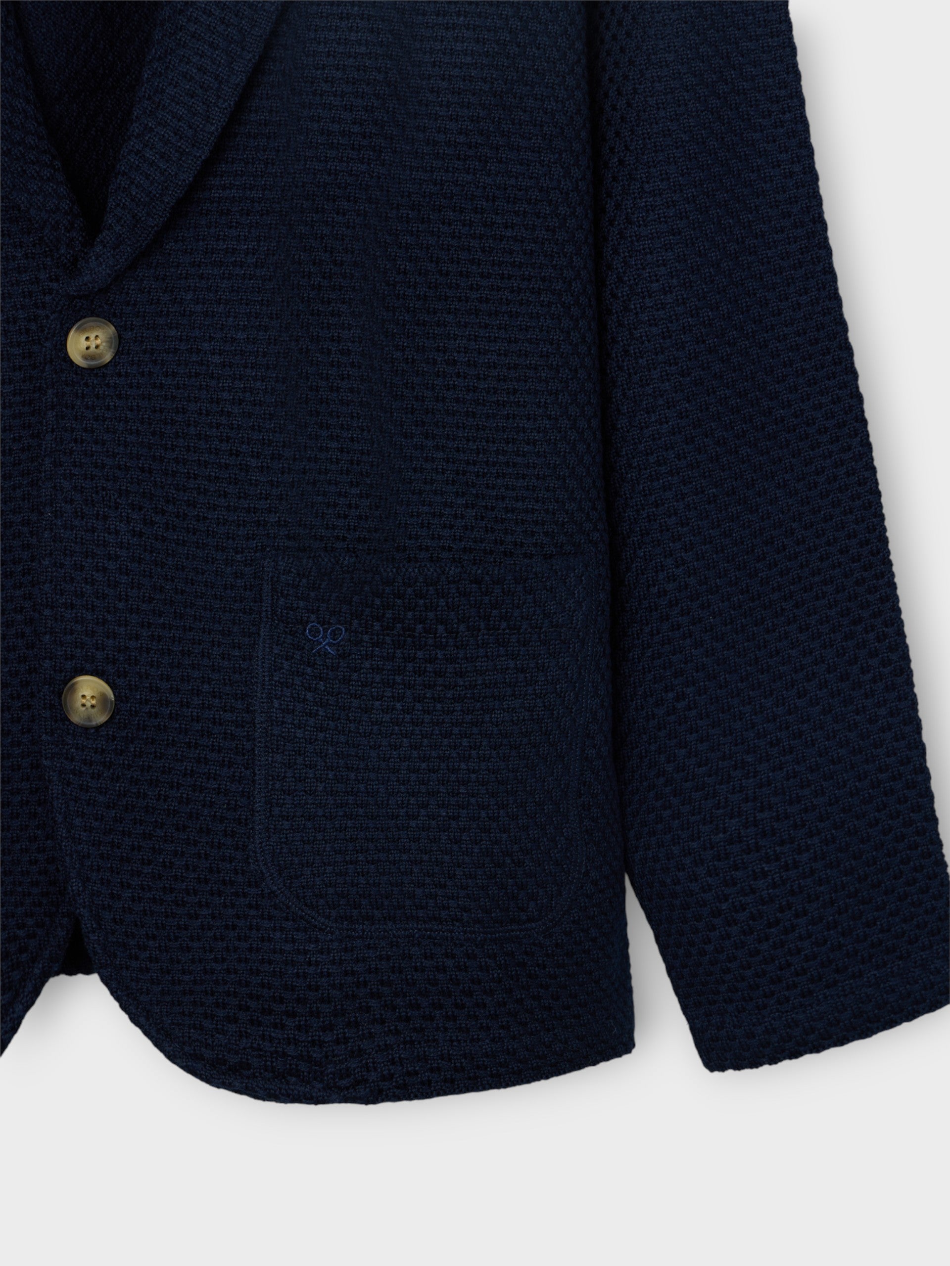 Teba estructura azul marino