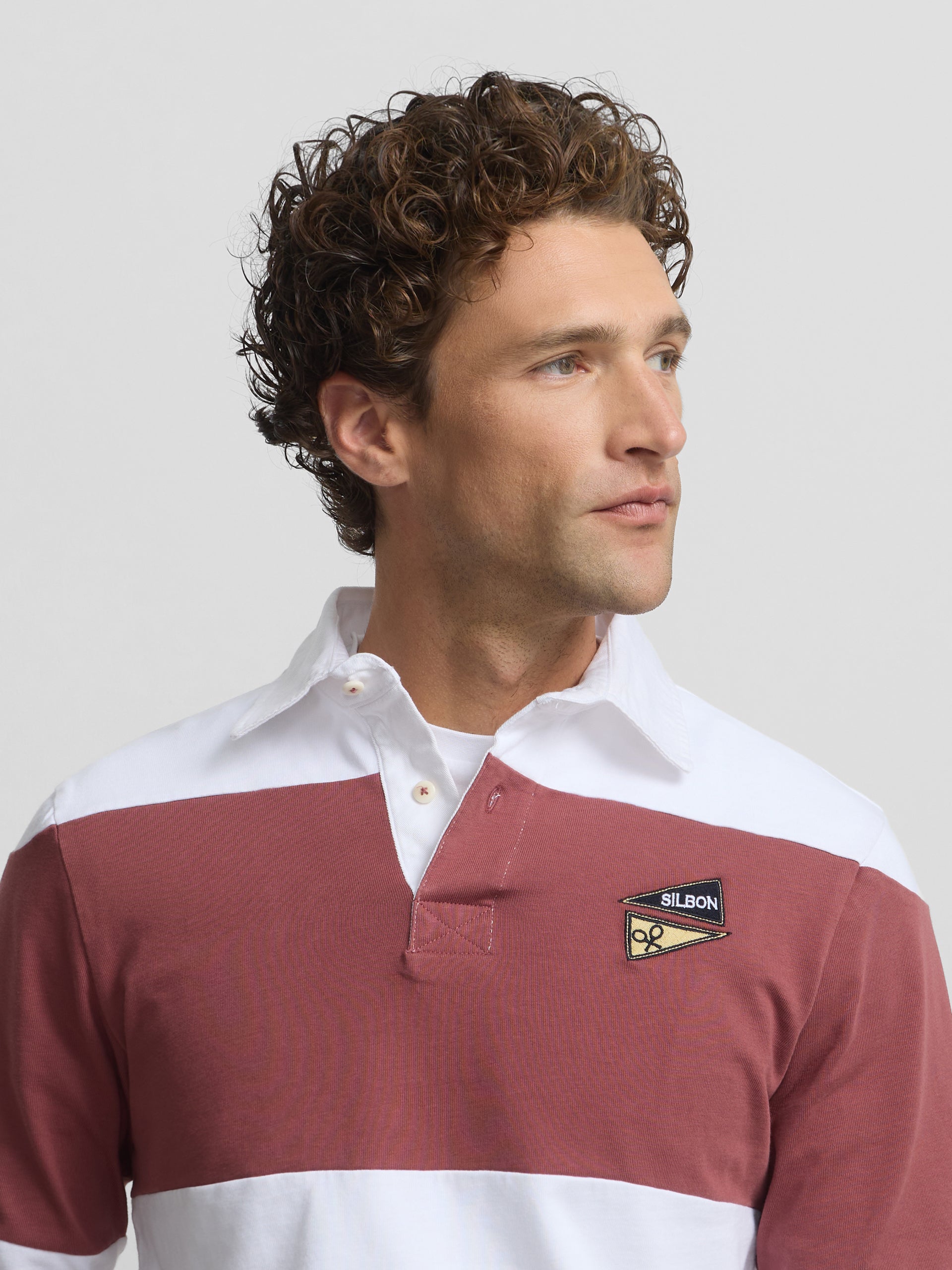 Classic rugby polo with burgundy stripes