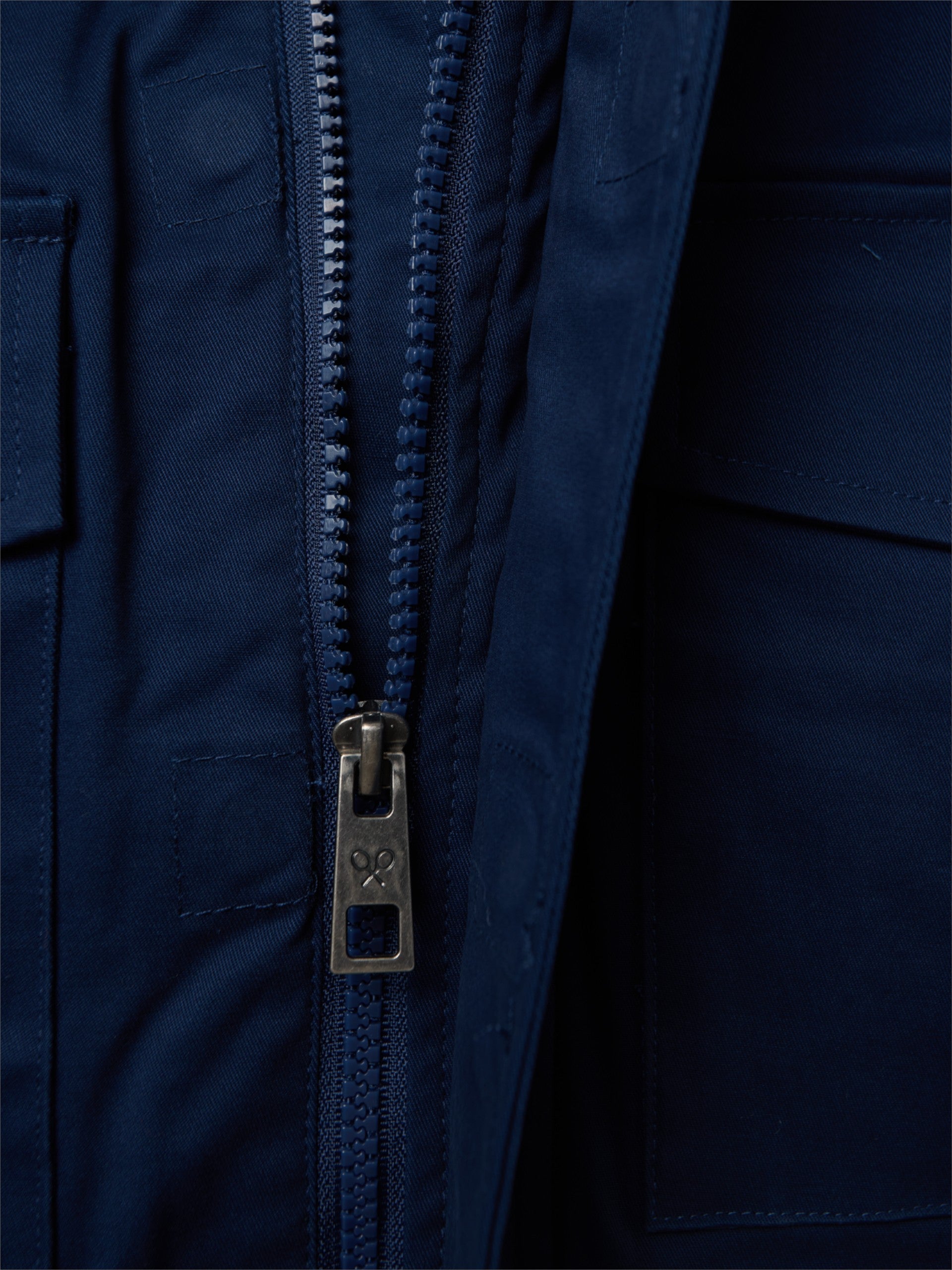 Casaco de criança com capuz e bolsos azul-marinho