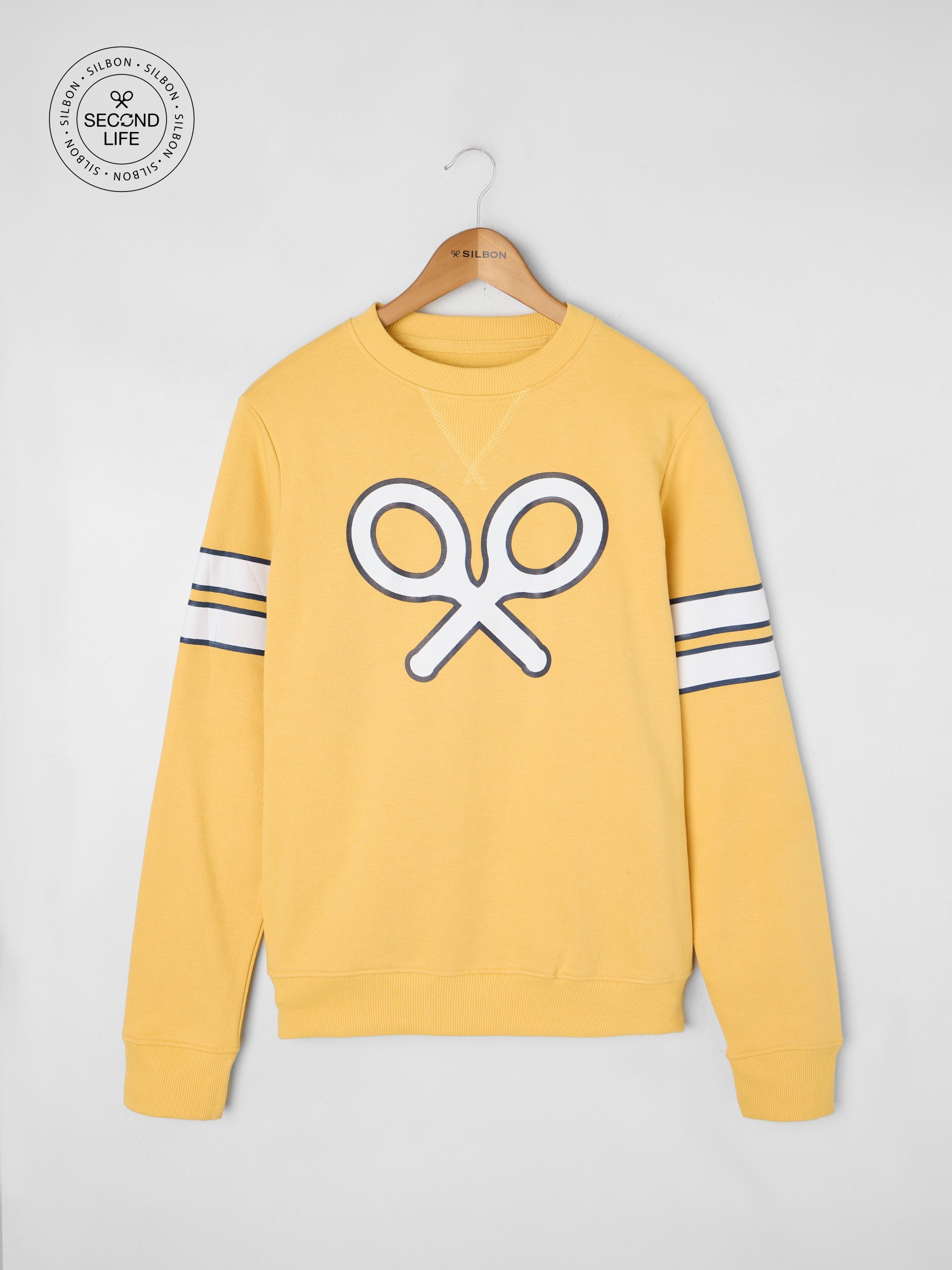 Sweatshirt second life