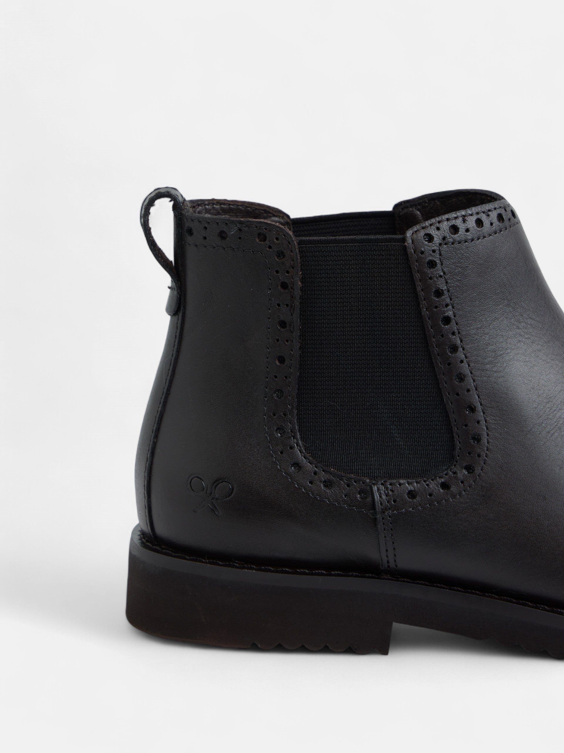 Bota chelsea em pele castanha