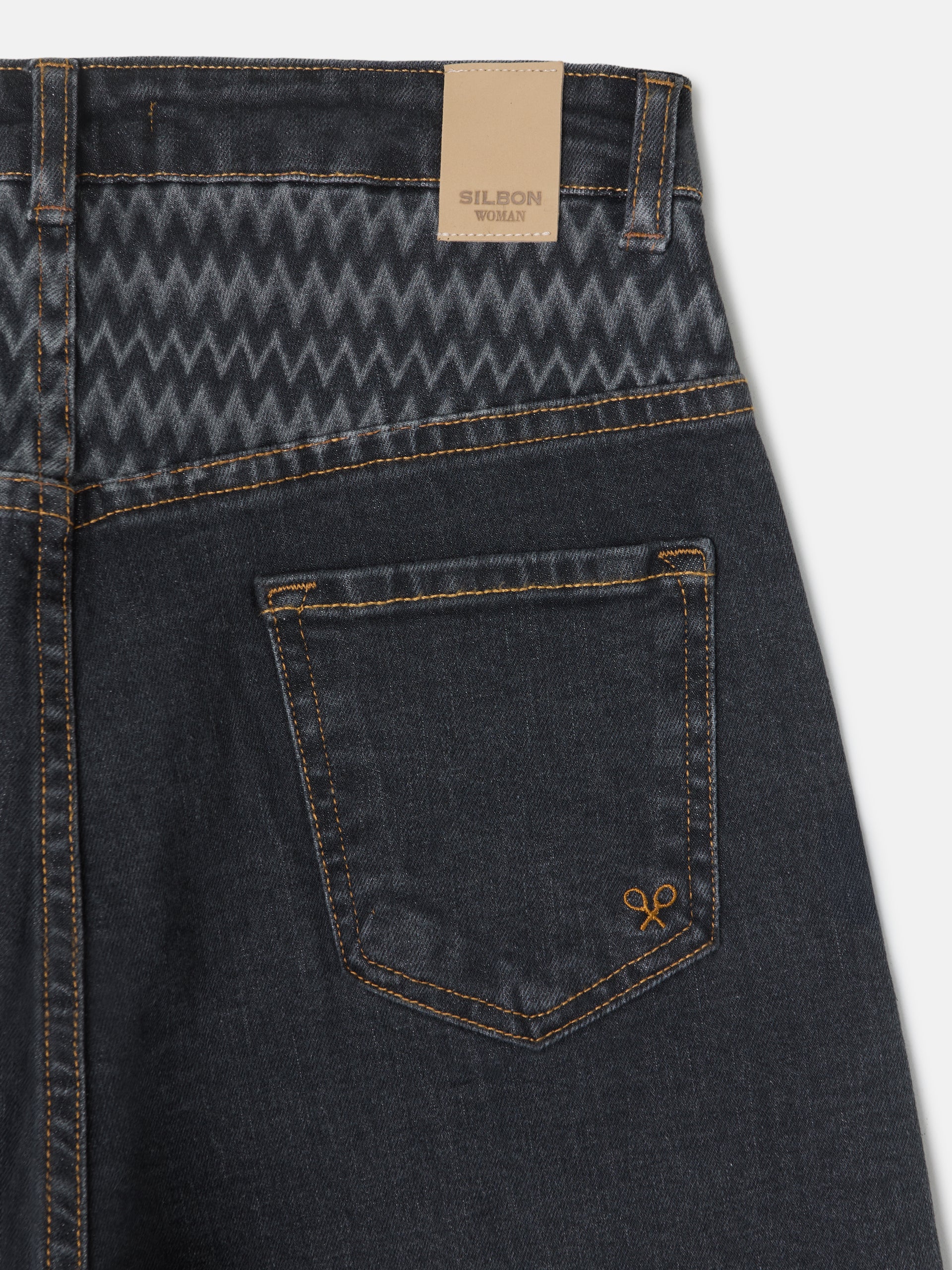 Pantalon denim espiga estampado gris