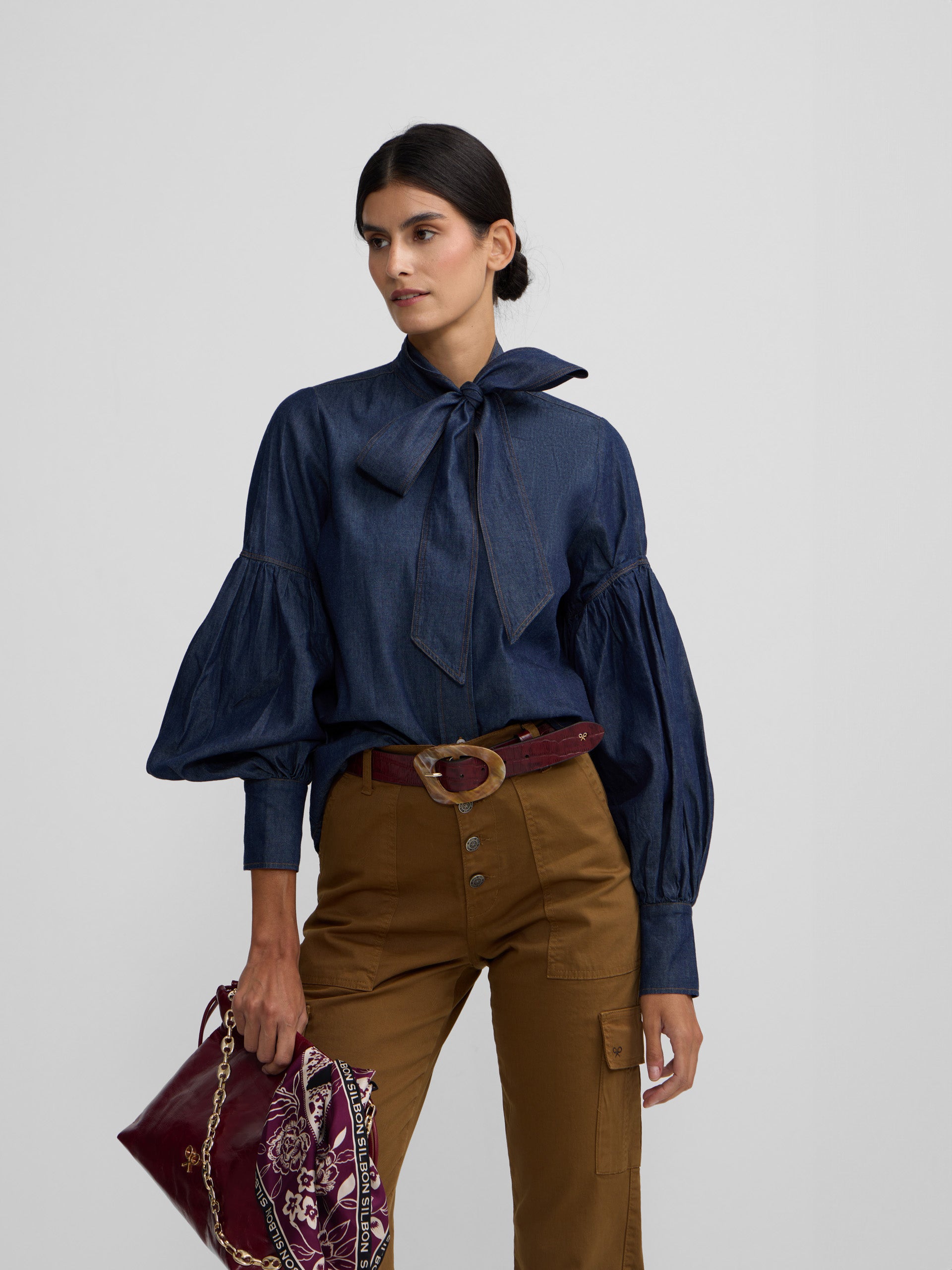 Camisa de ganga com laço