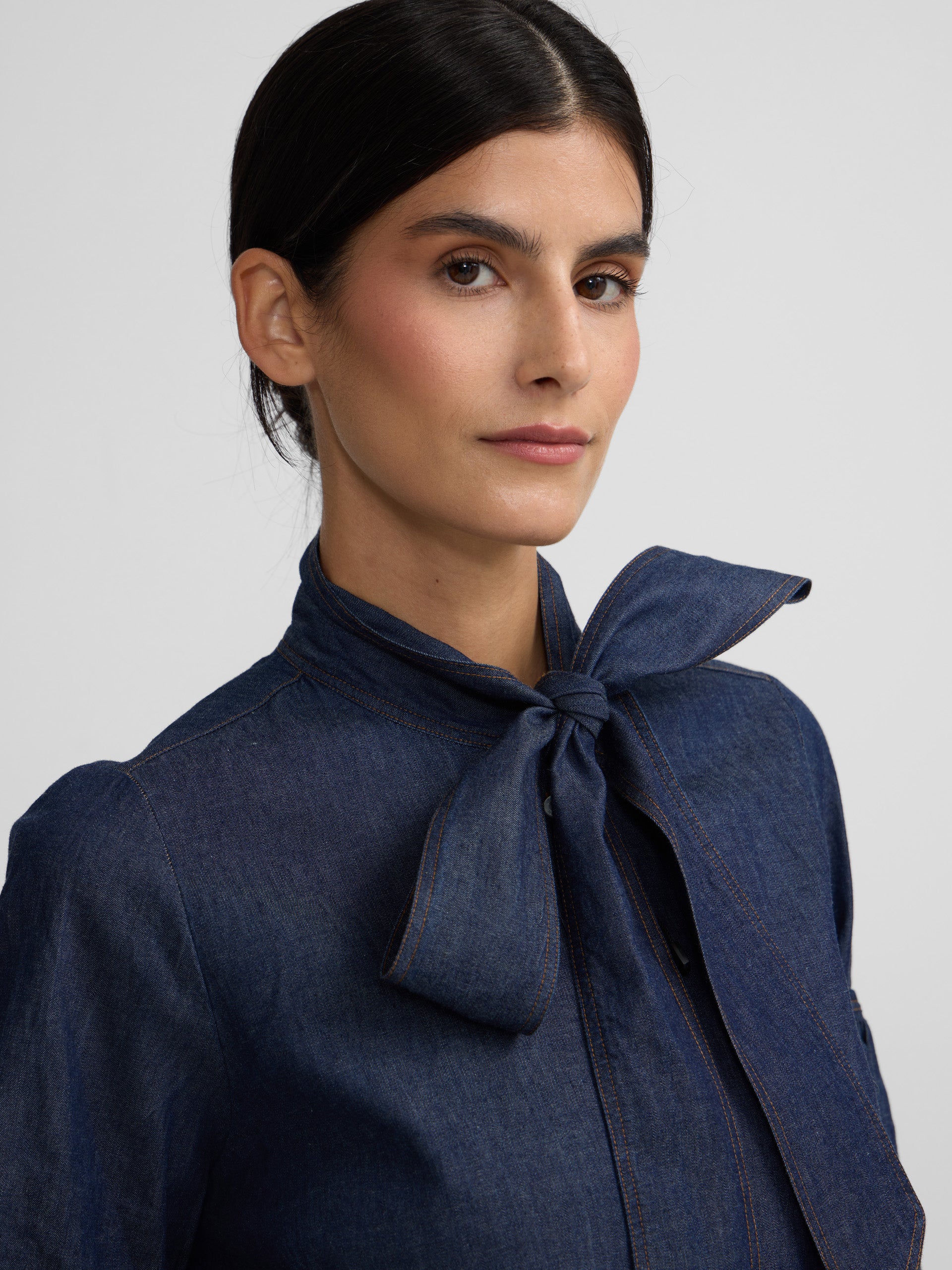 Camisa de ganga com laço