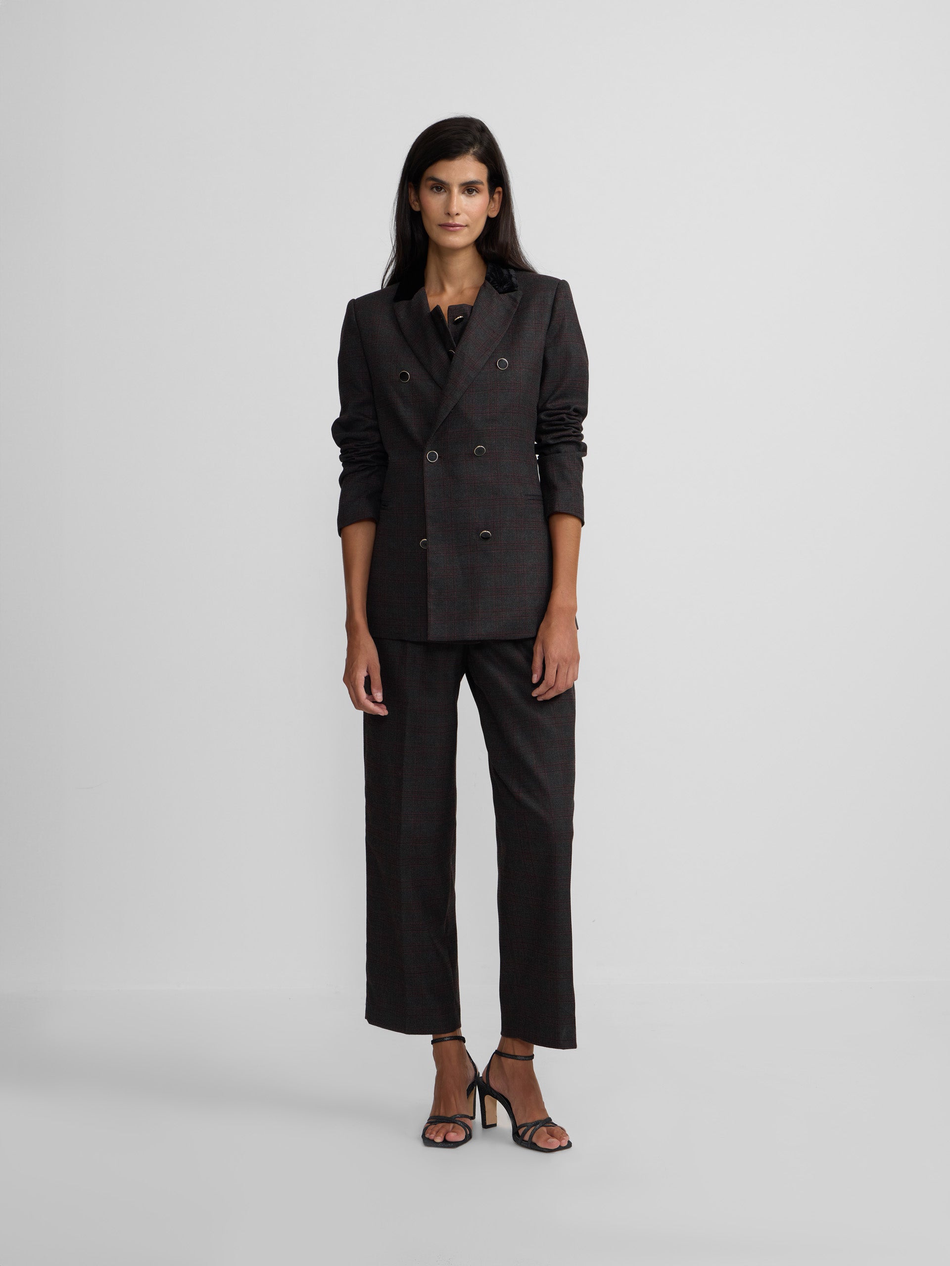 Blazer cruzado aos quadrados cinzentos e bordeaux