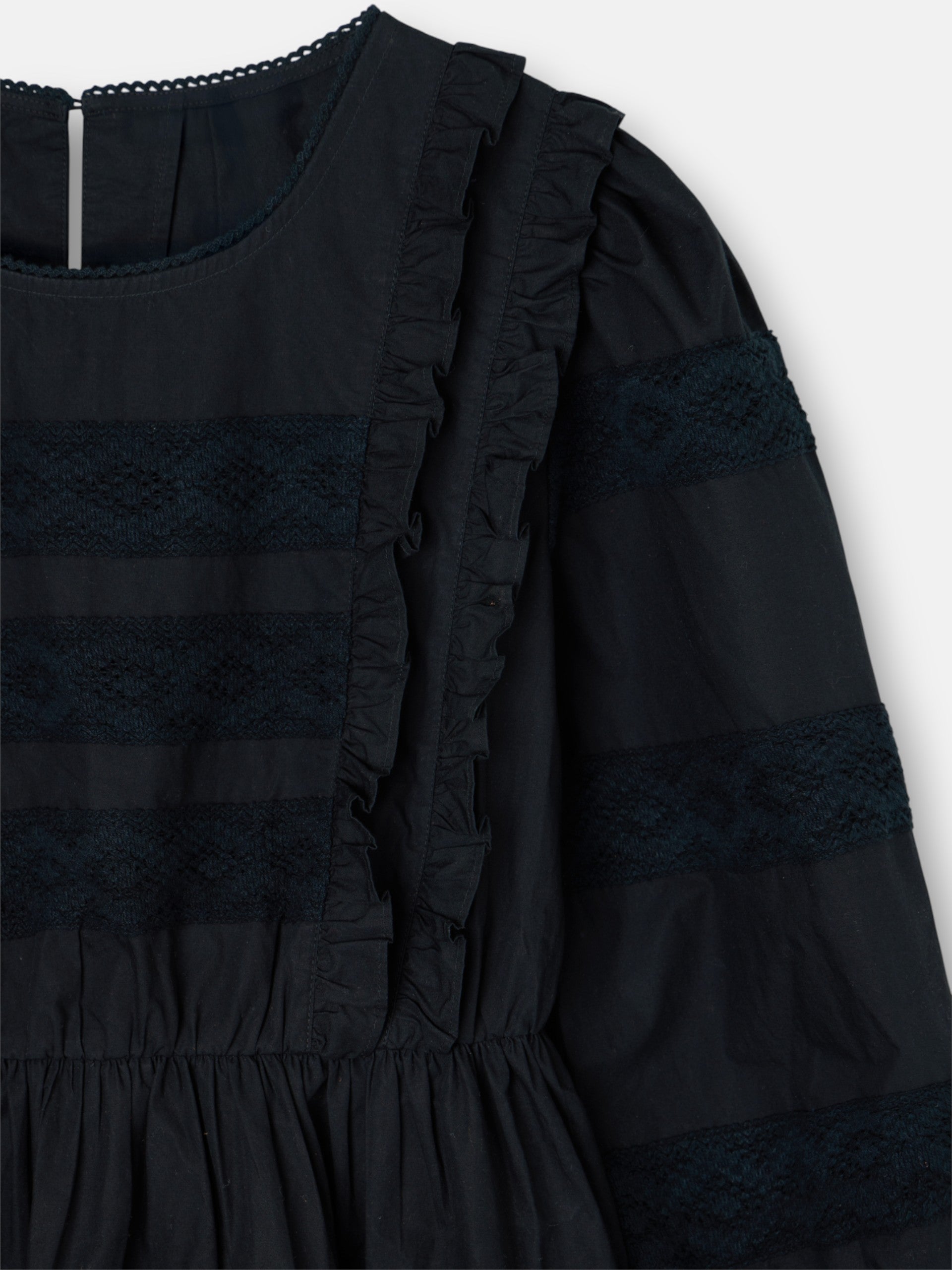 mini-robe noire brodée