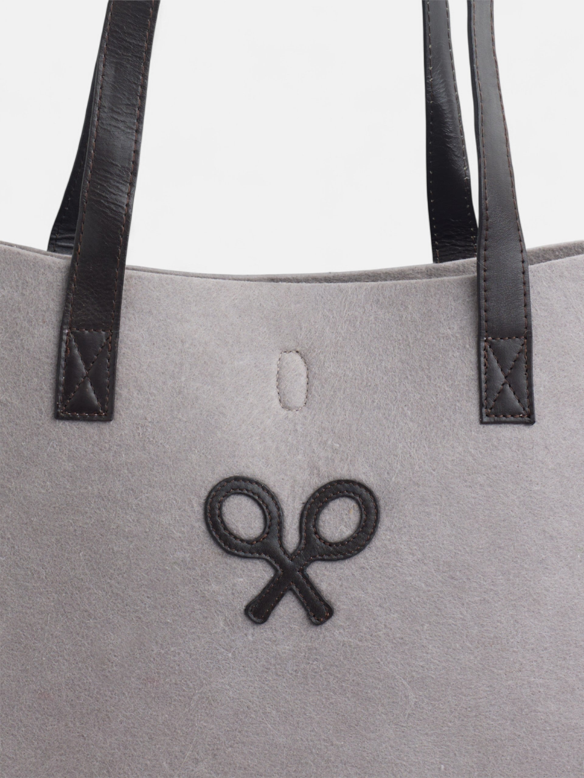 Bolso fieltro raqueta gris