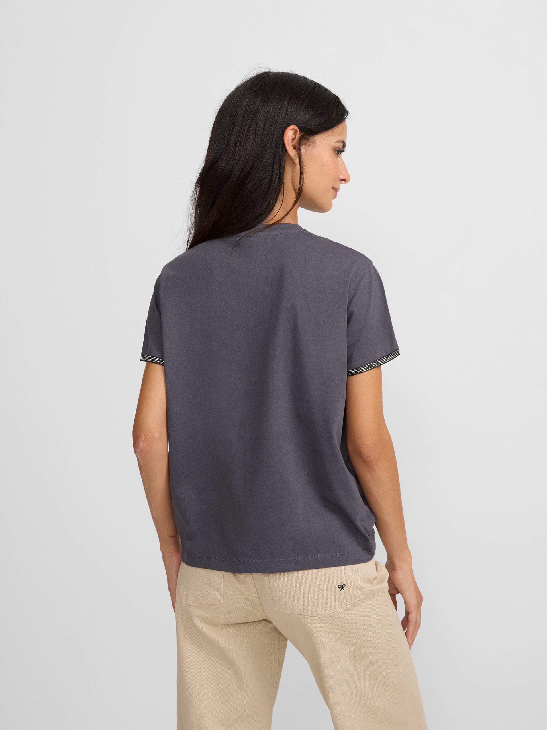 Black women's knotted neck t-shirt