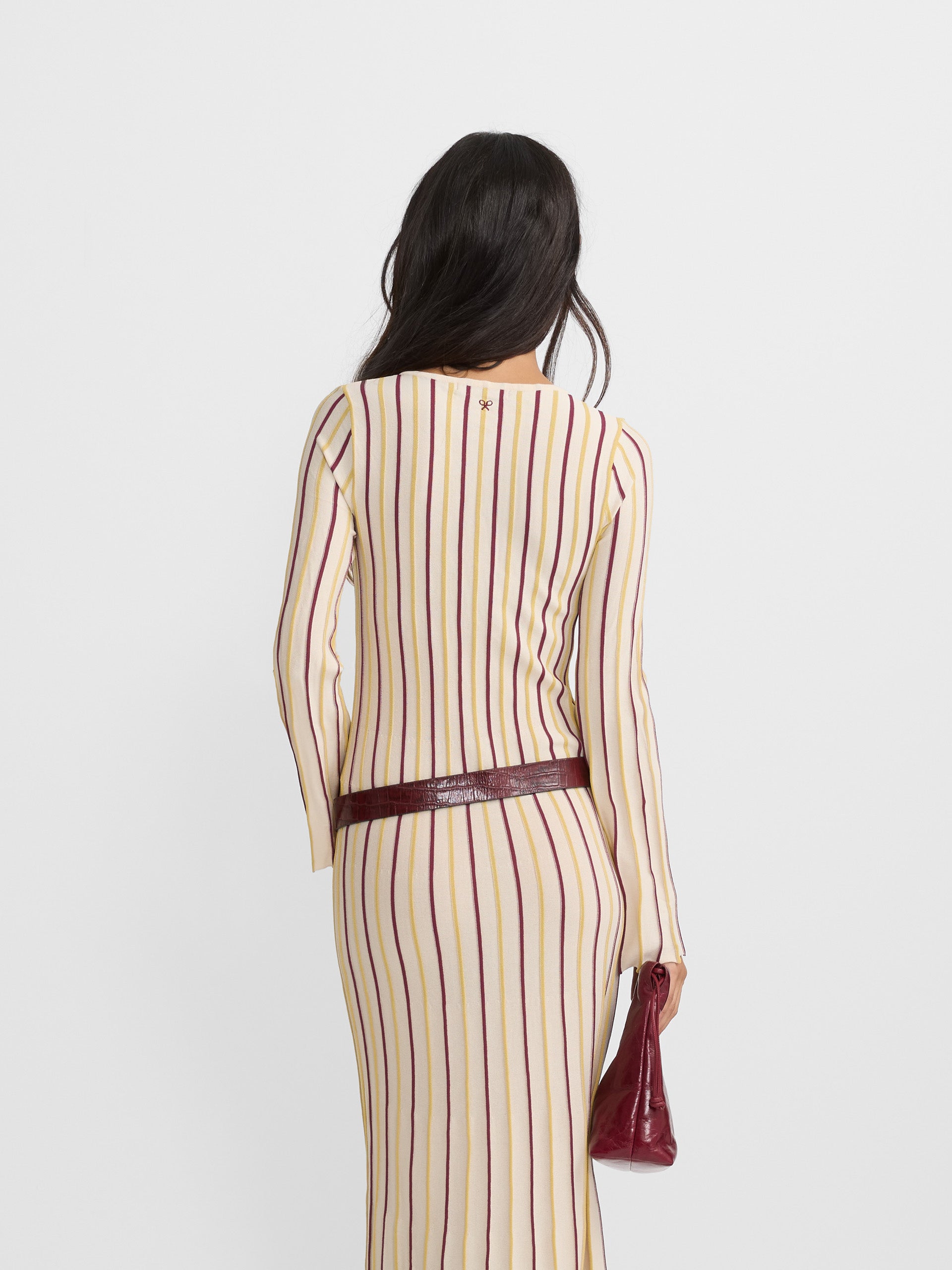 Vestido de malha às riscas bege