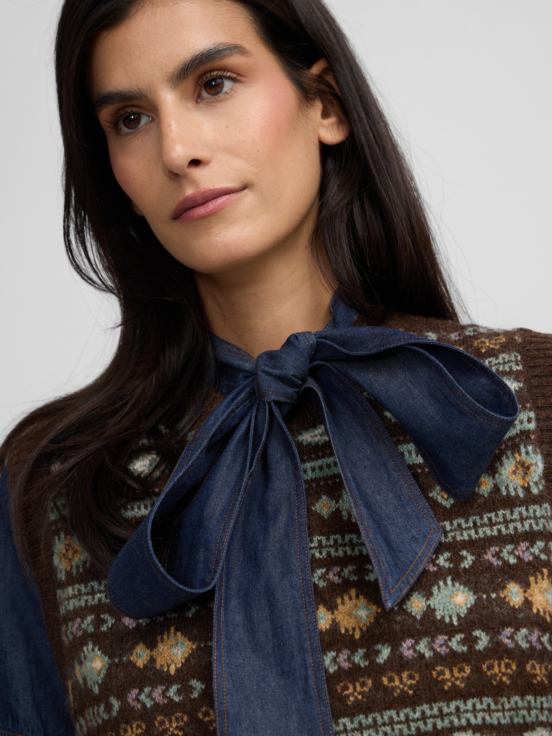 Chaleco punto lazada jacquard marron