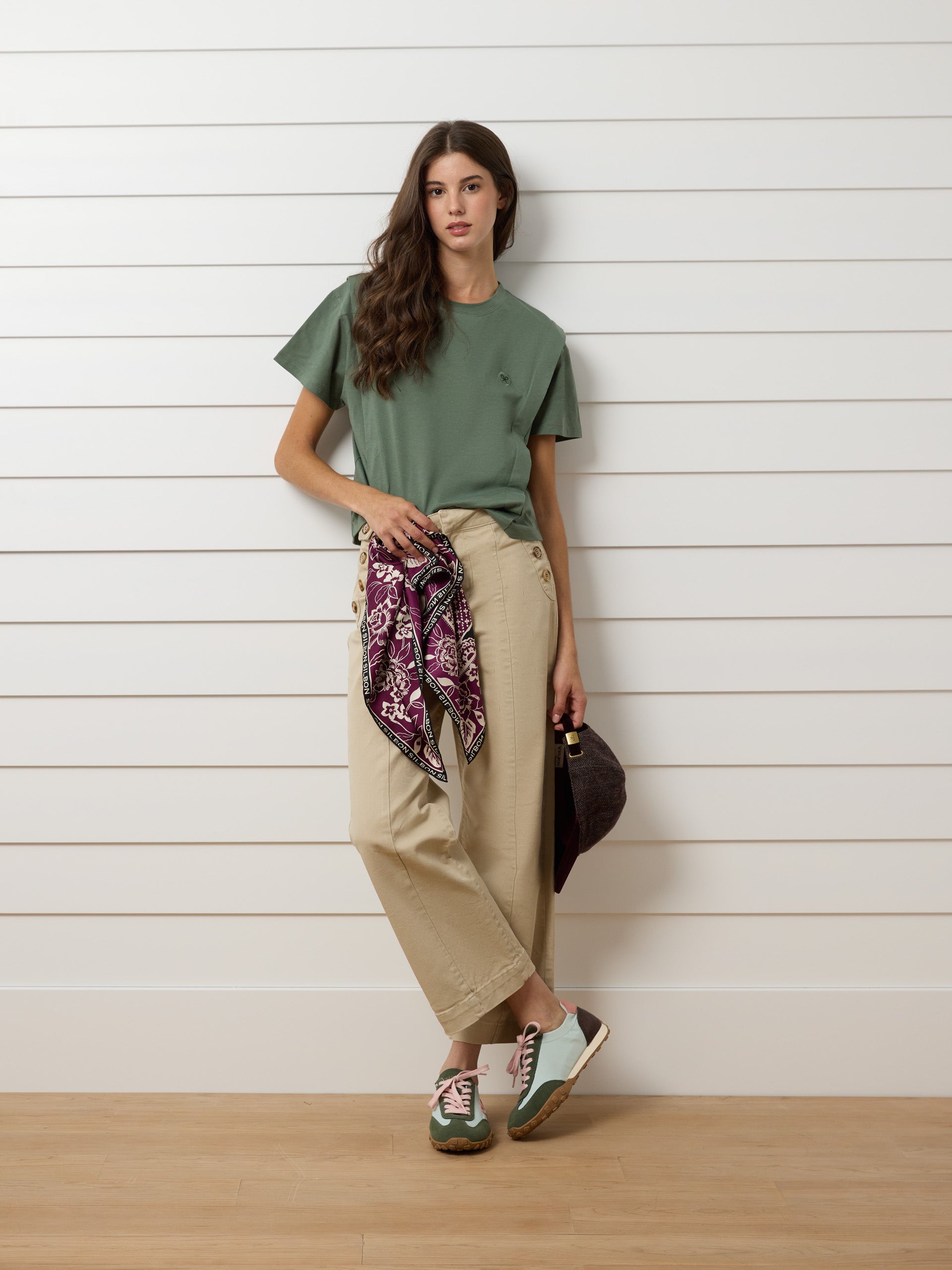 Camiseta woman hombreras verde