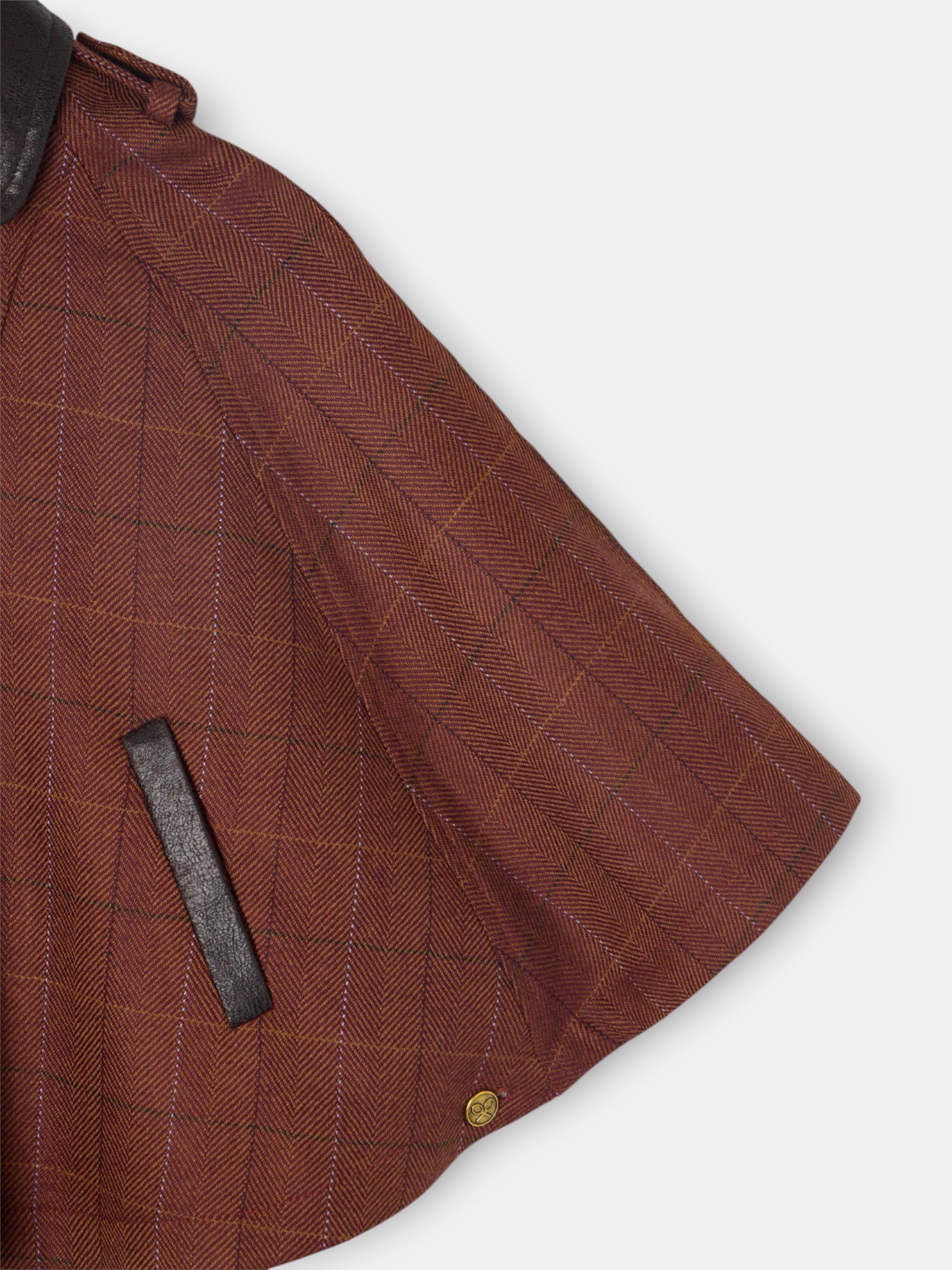 Cape fille avec détails en cuir à carreaux marron