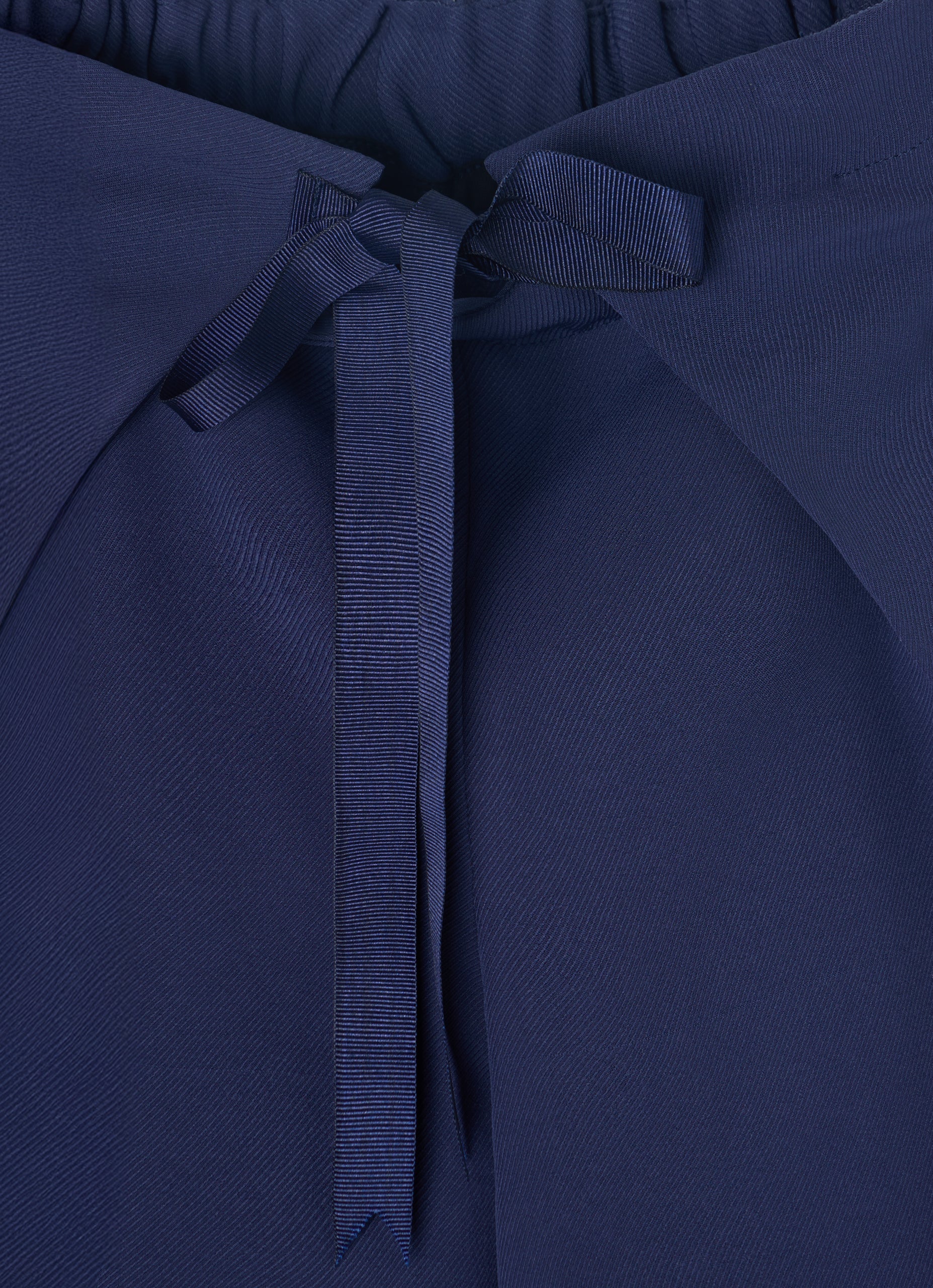 Girl's navy blue bow pants