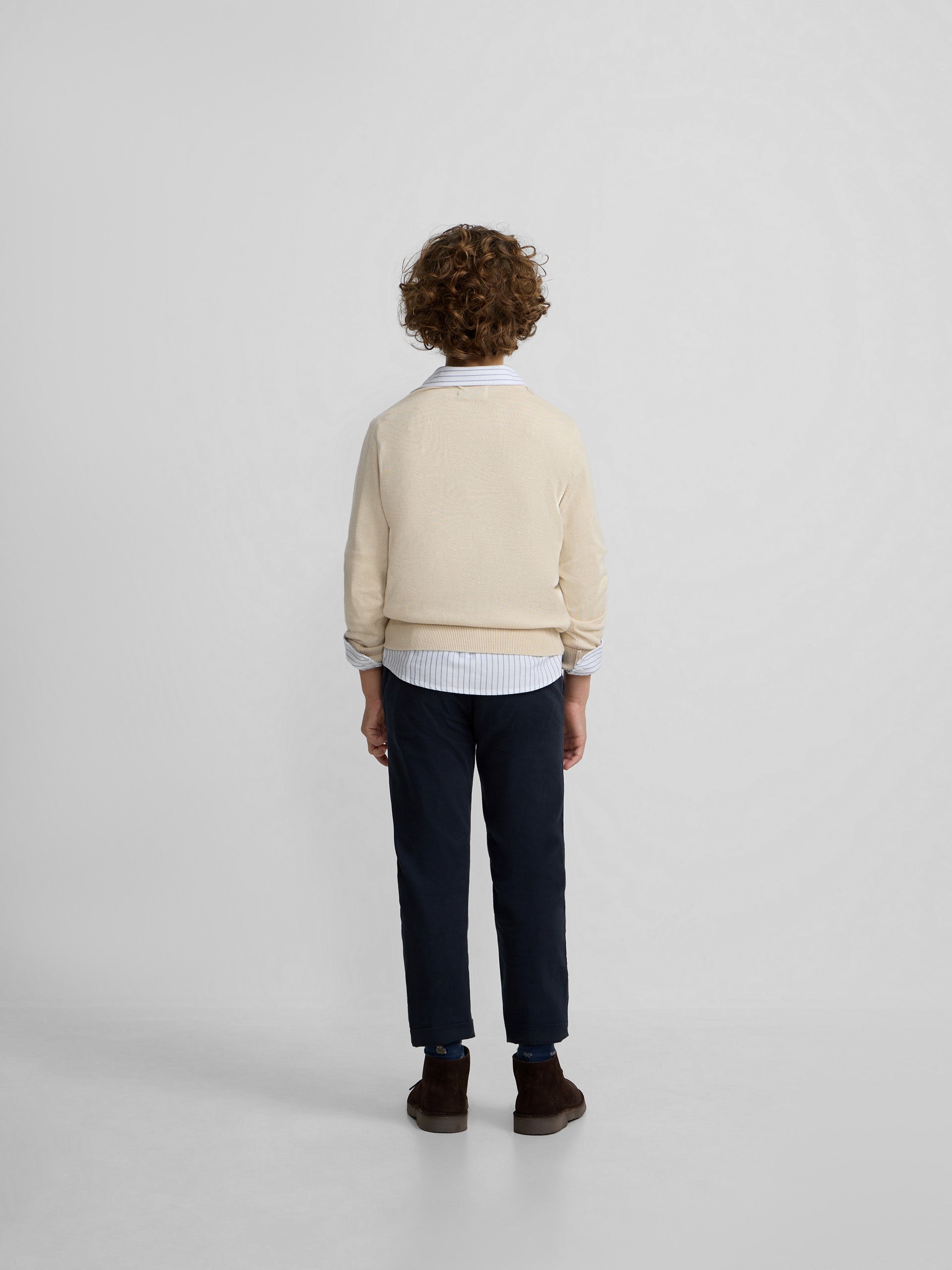 Camisola de criança bege com decote em V