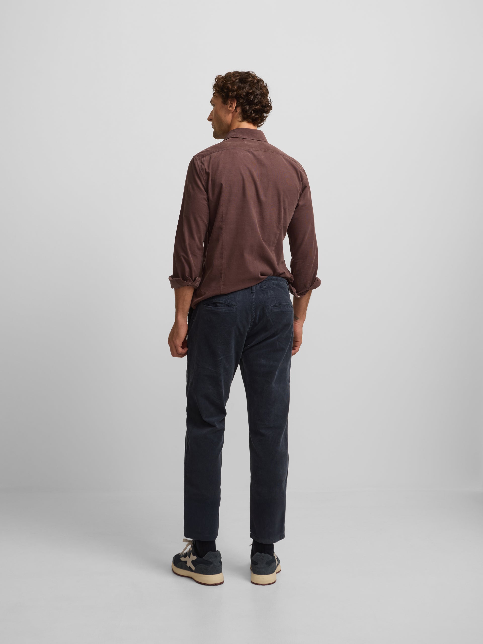 Pantalon de jogging en velours côtelé bleu marine à plis