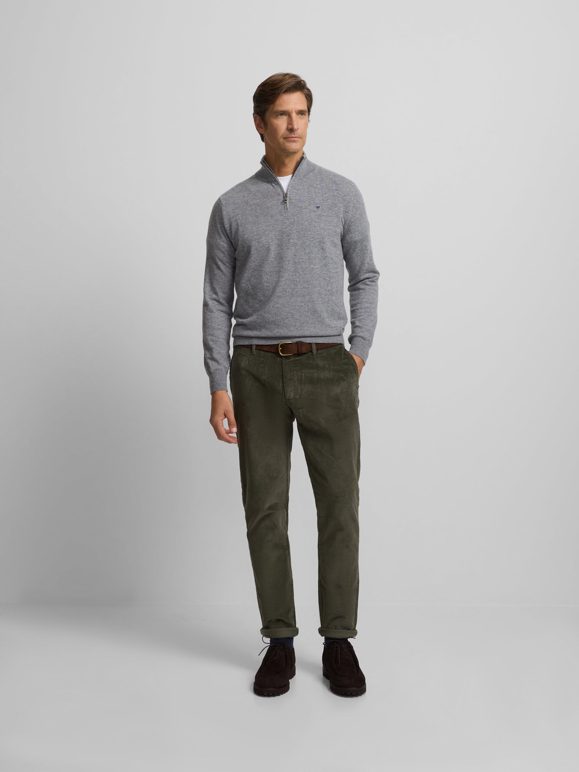 Pantalon de sport chinois en velours côtelé vert