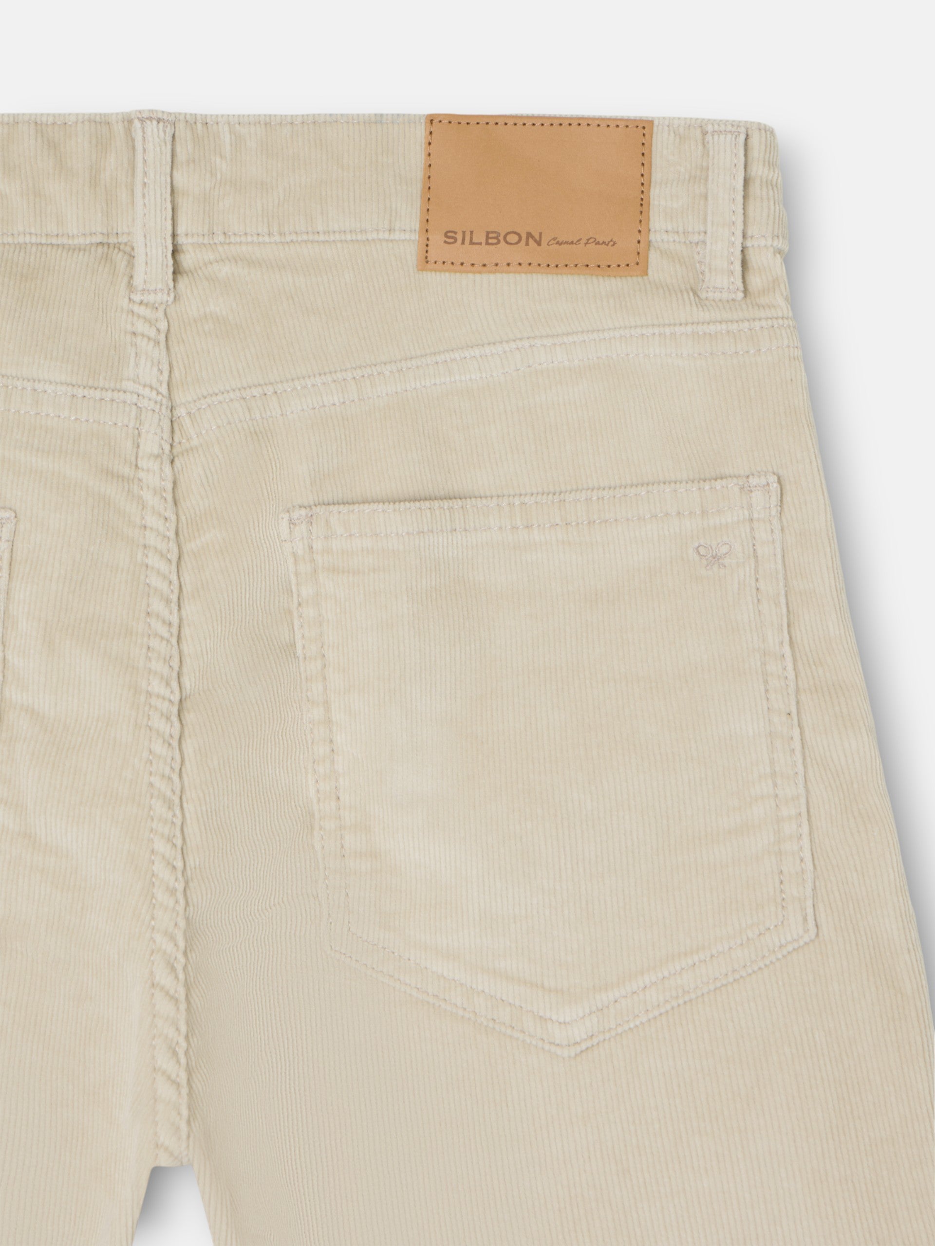 pantalon de sport beige en velours côtelé à cinq poches