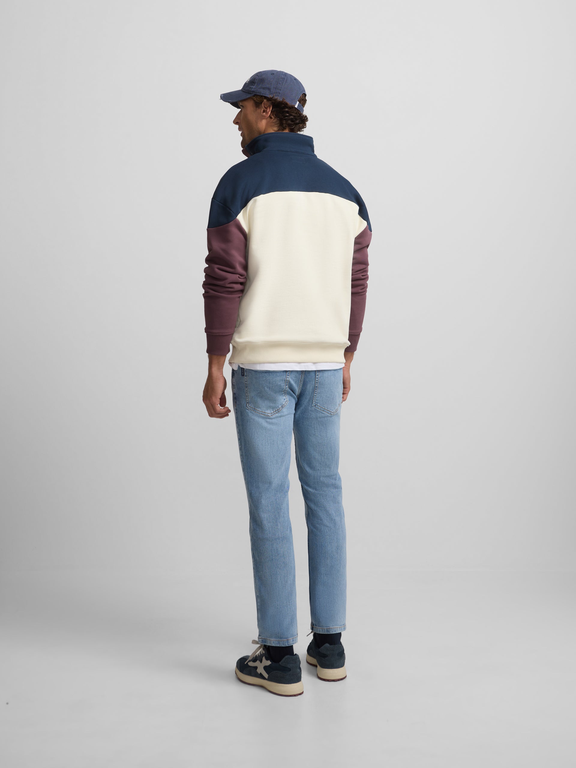 Sudadera relaxed fit multicolor crema