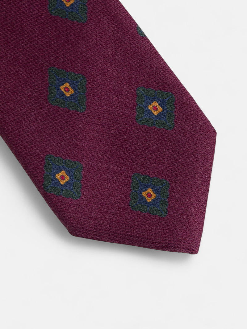 Burgundy geometric pattern silk tie